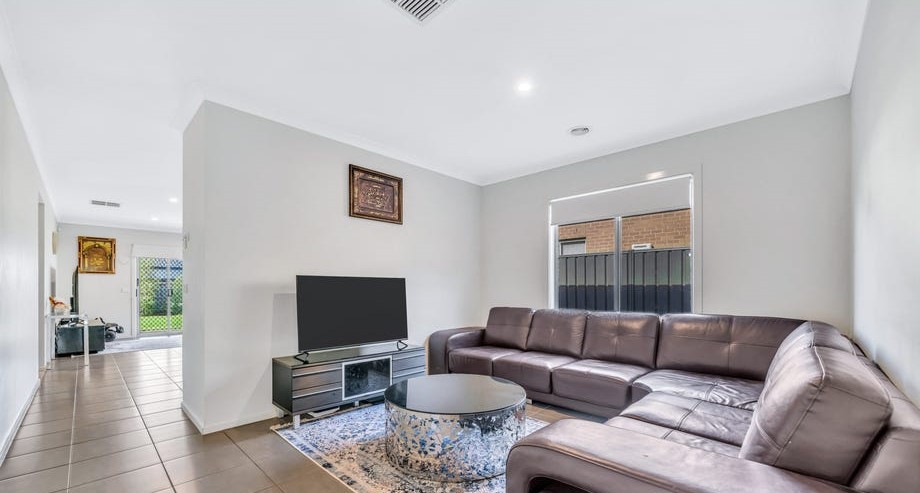 31 Henderson Drive, Tarneit, VIC 3029