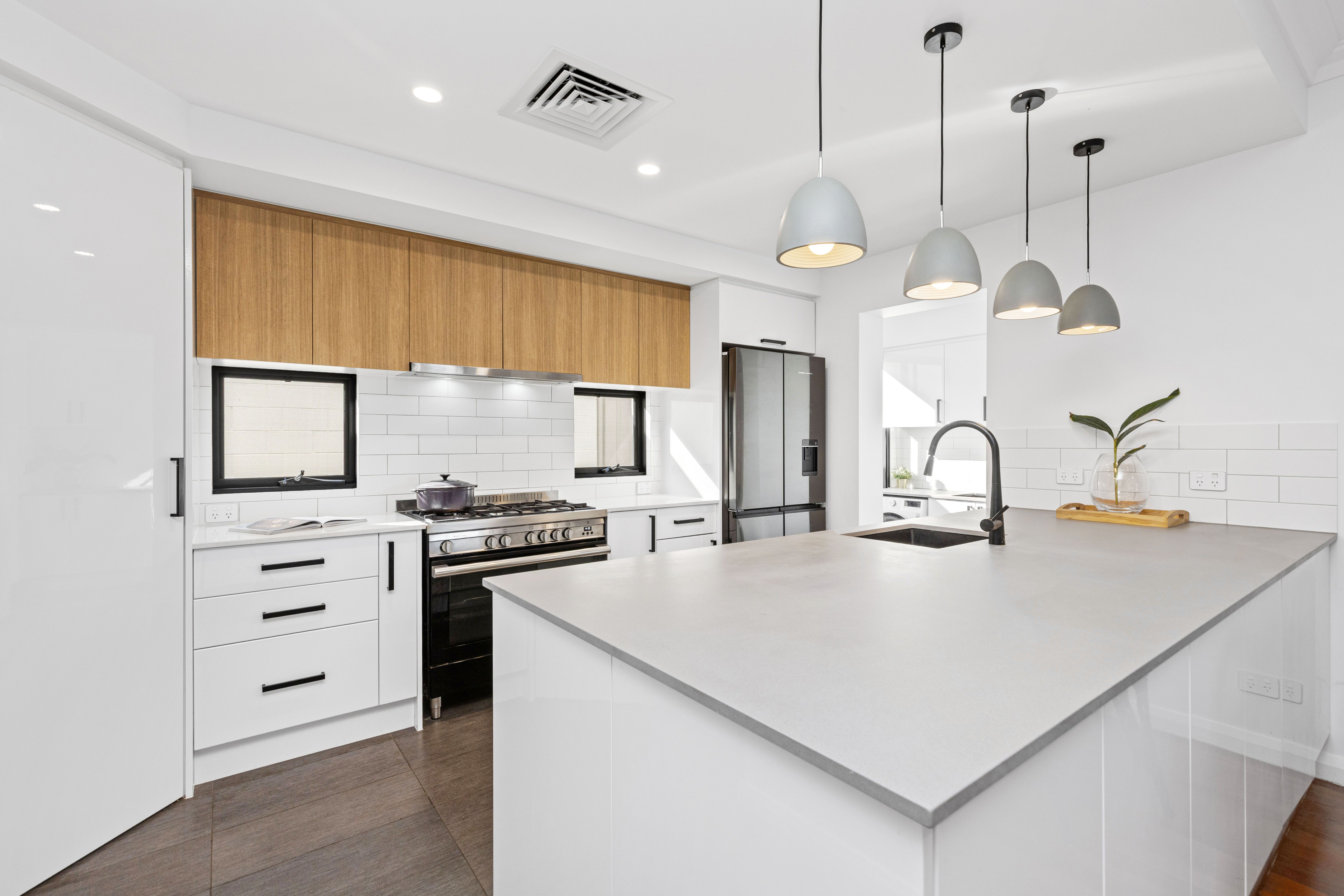 11 Bartlett Crescent — photo 12 of 30