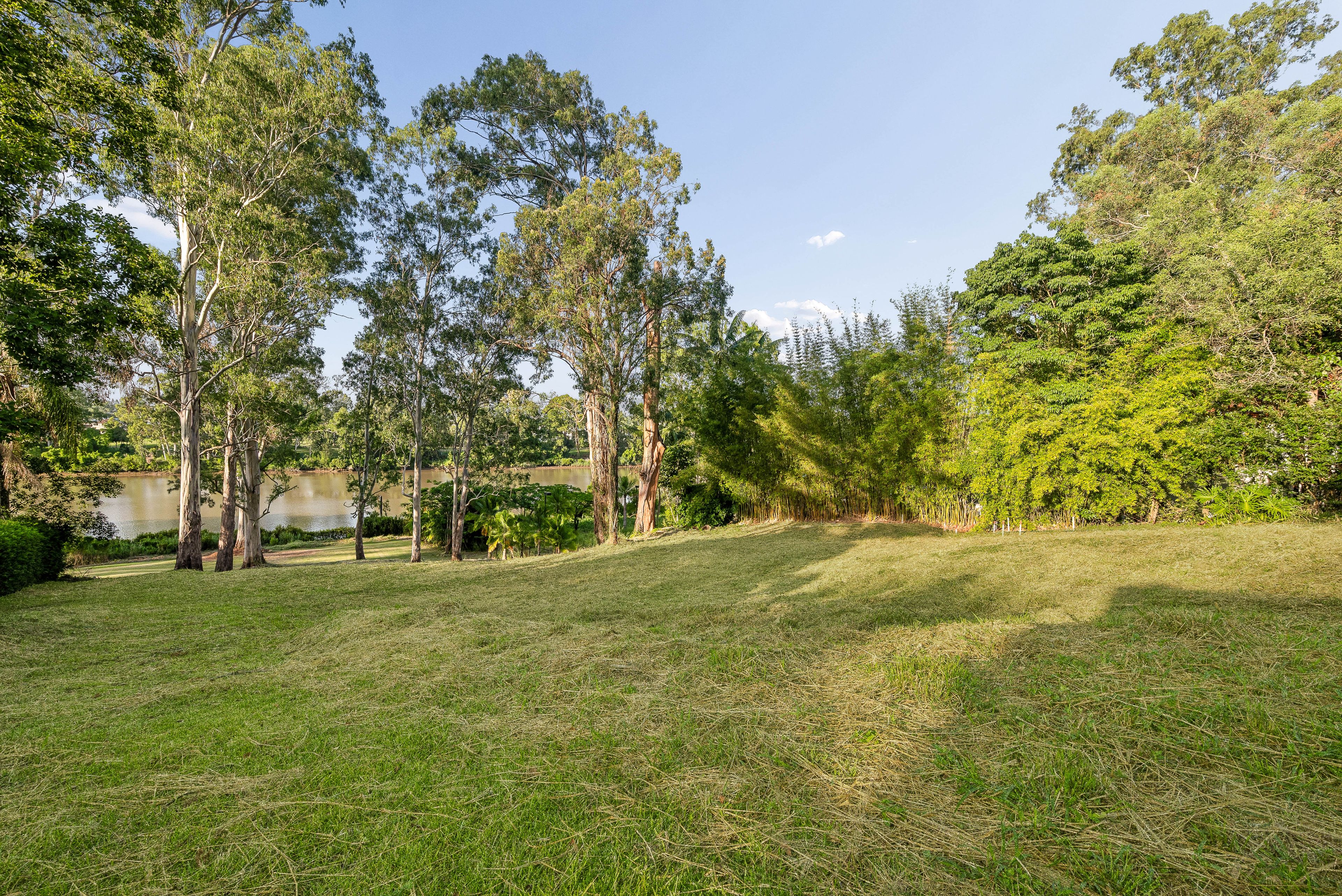 285 Kenmore Road — photo 7 of 16