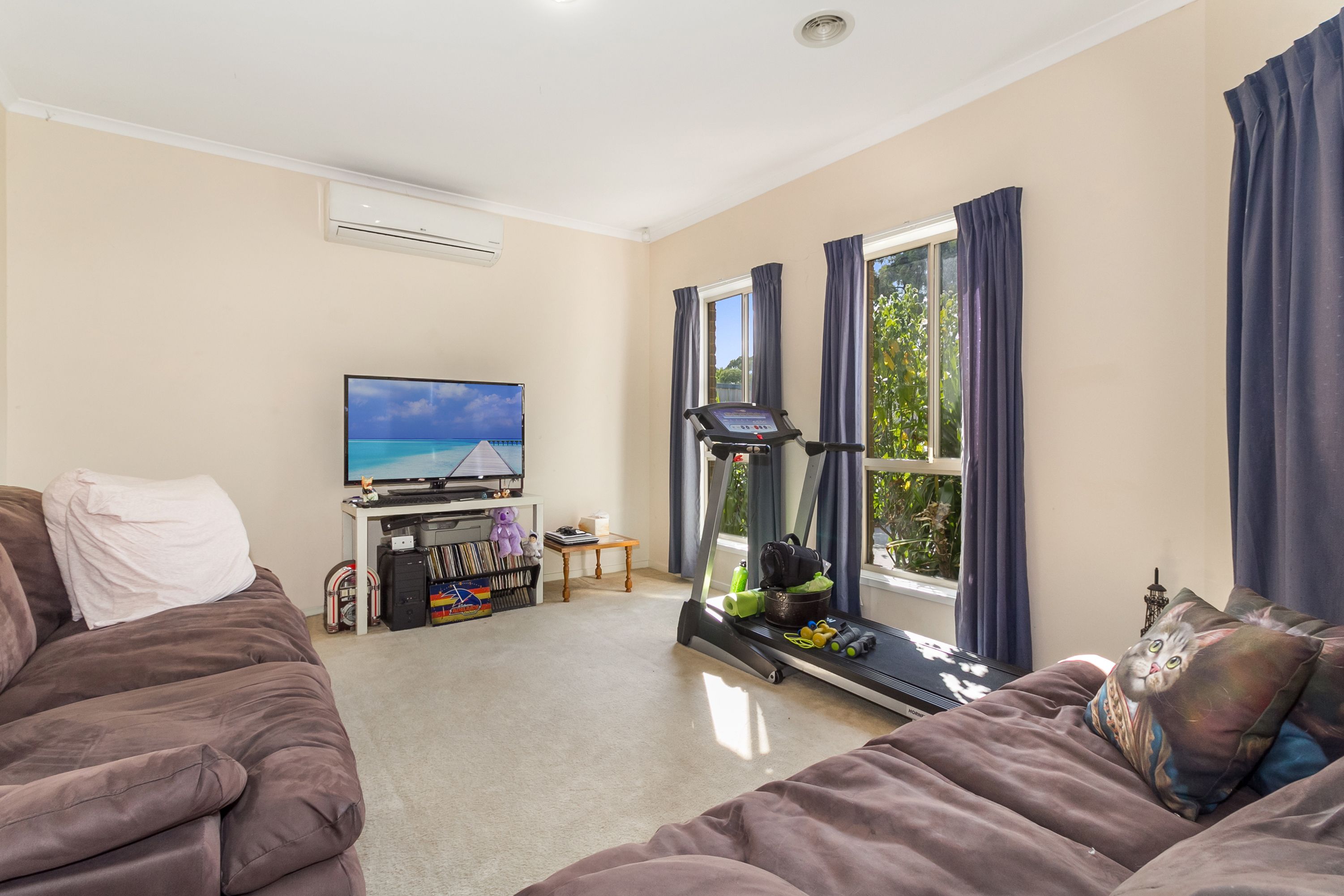 2/4 Renwick Road, Ferntree Gully, VIC 3156