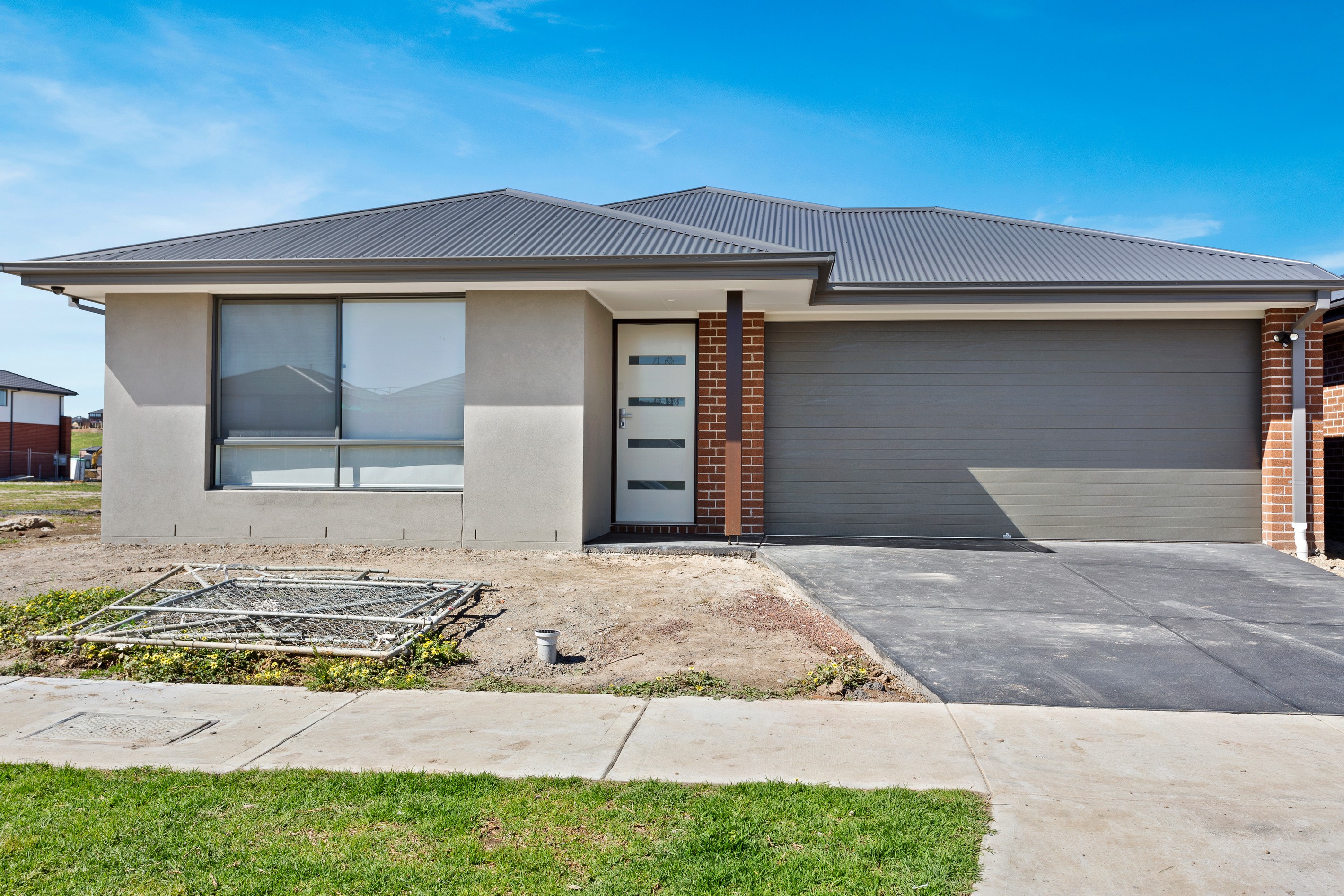 13 Petaluma Crescent, OFFICER, VIC 3809