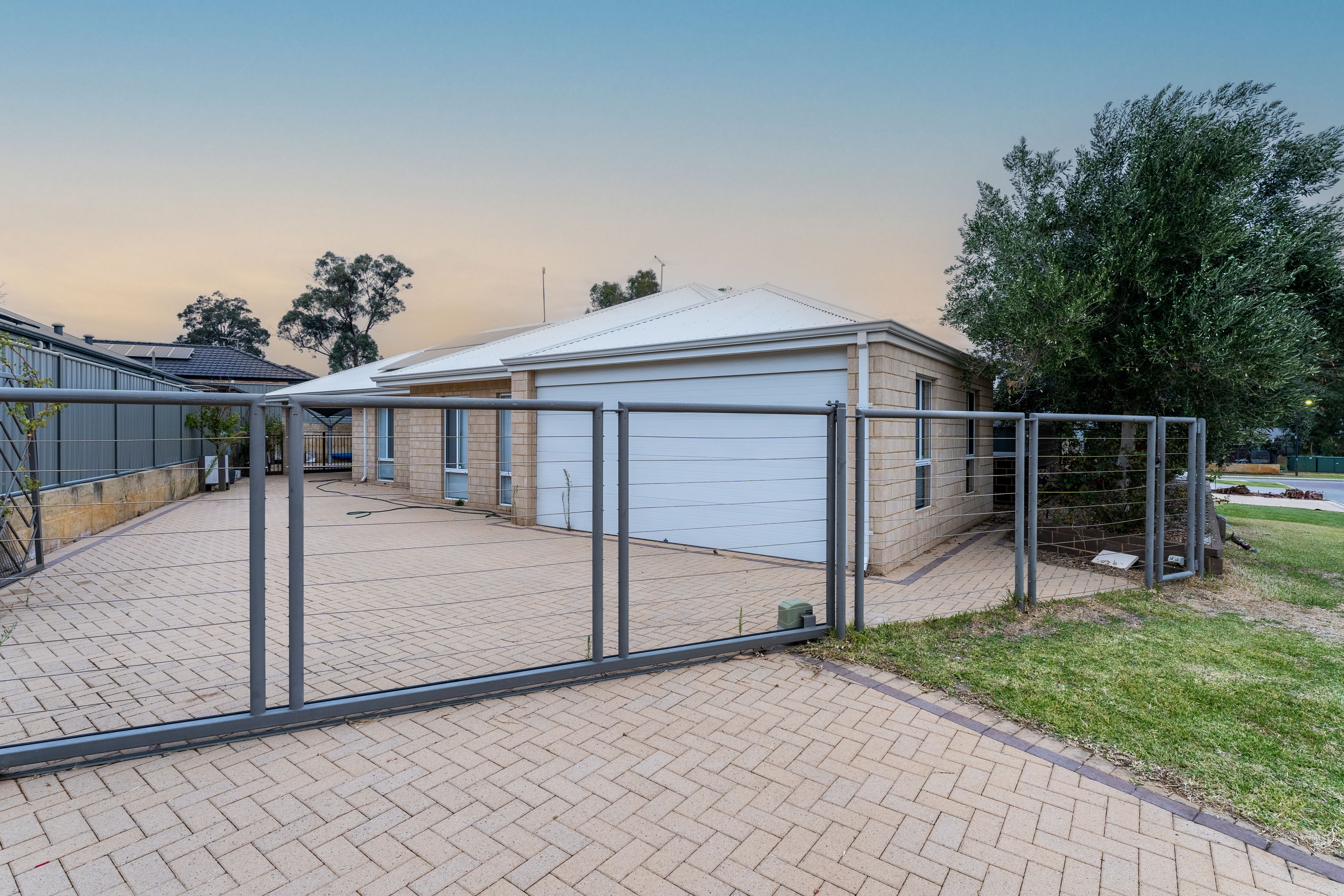 6 Hendon Vista, Wellard, WA 6170