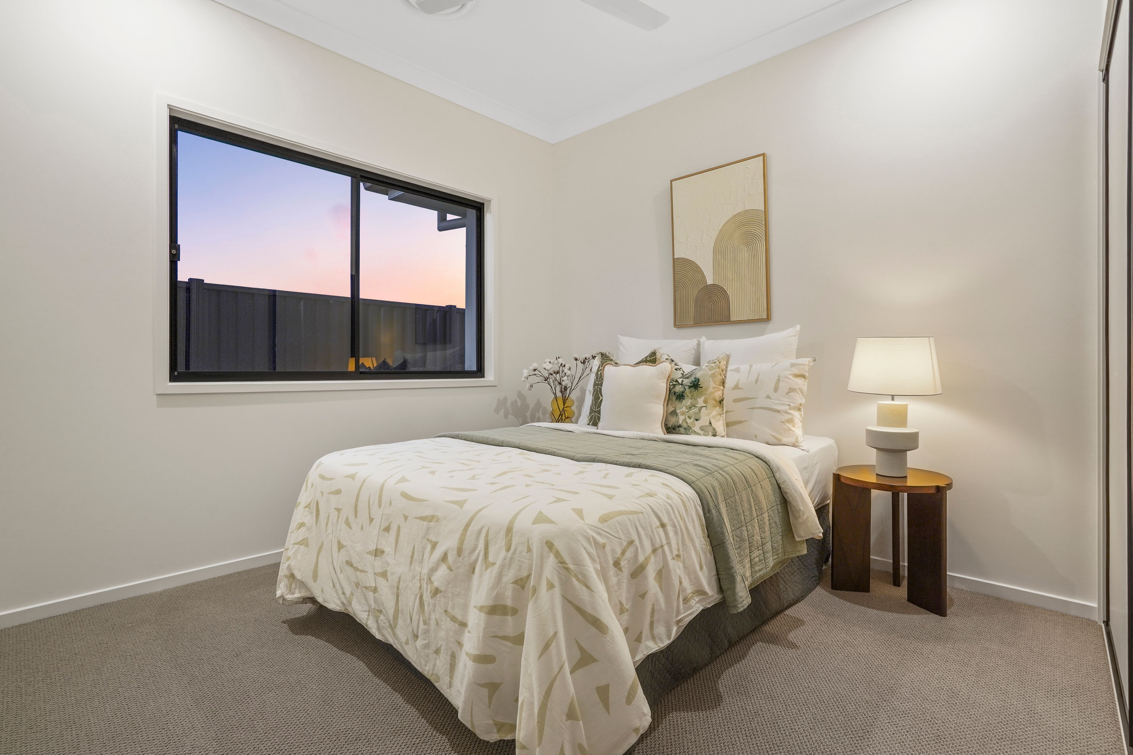 48 Solaris Crescent — photo 15 of 27