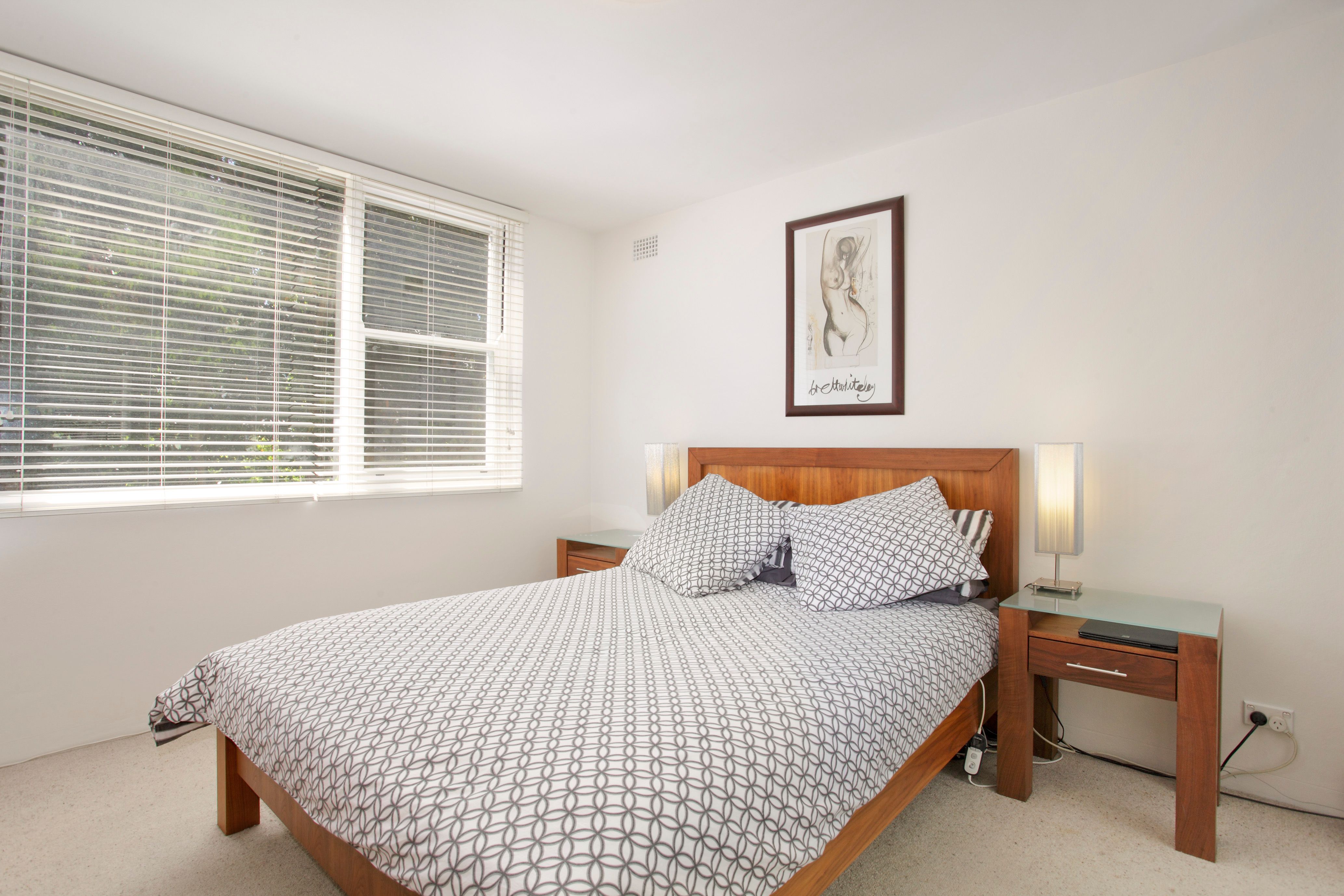 31/98 Ourimbah Road — photo 3 of 4