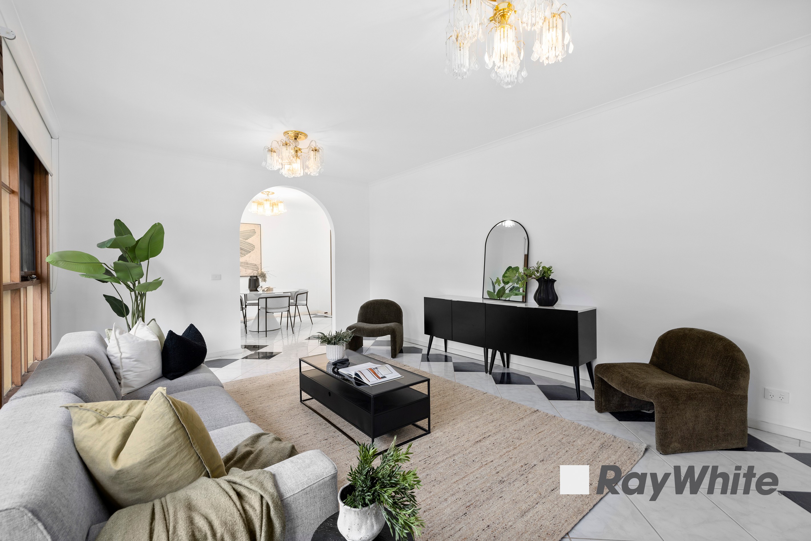 43 William Hovell Drive, Endeavour Hills, VIC 3802