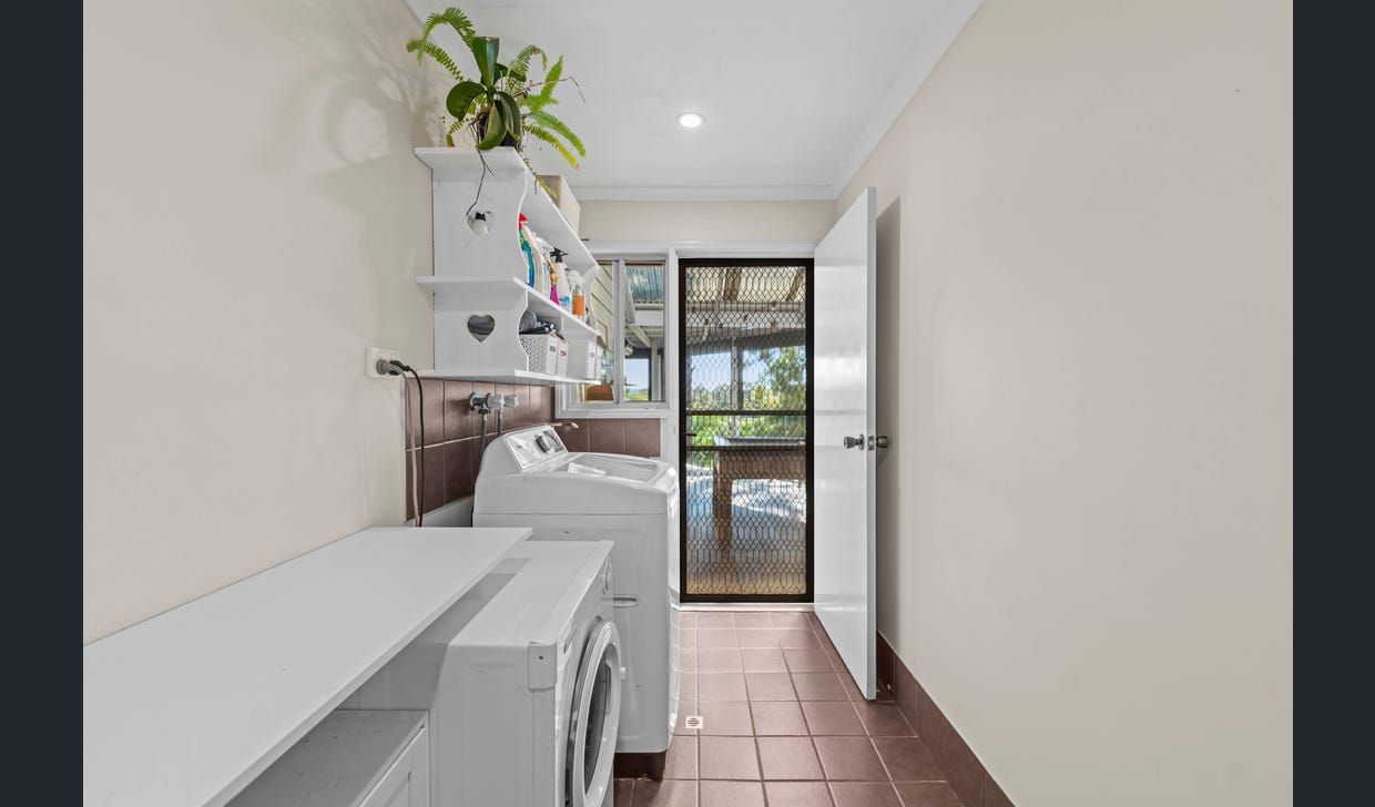 90 Avocado Street — photo 18 of 30