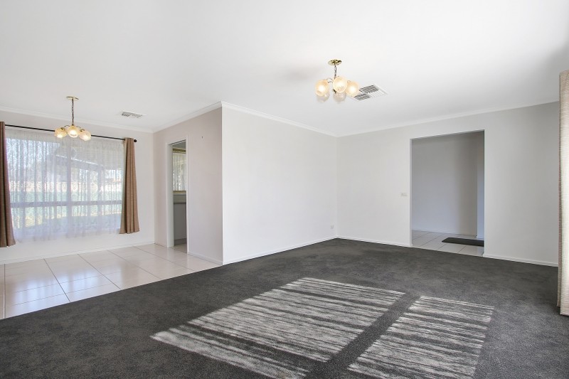 21 Condon Place, Lavington, NSW 2641