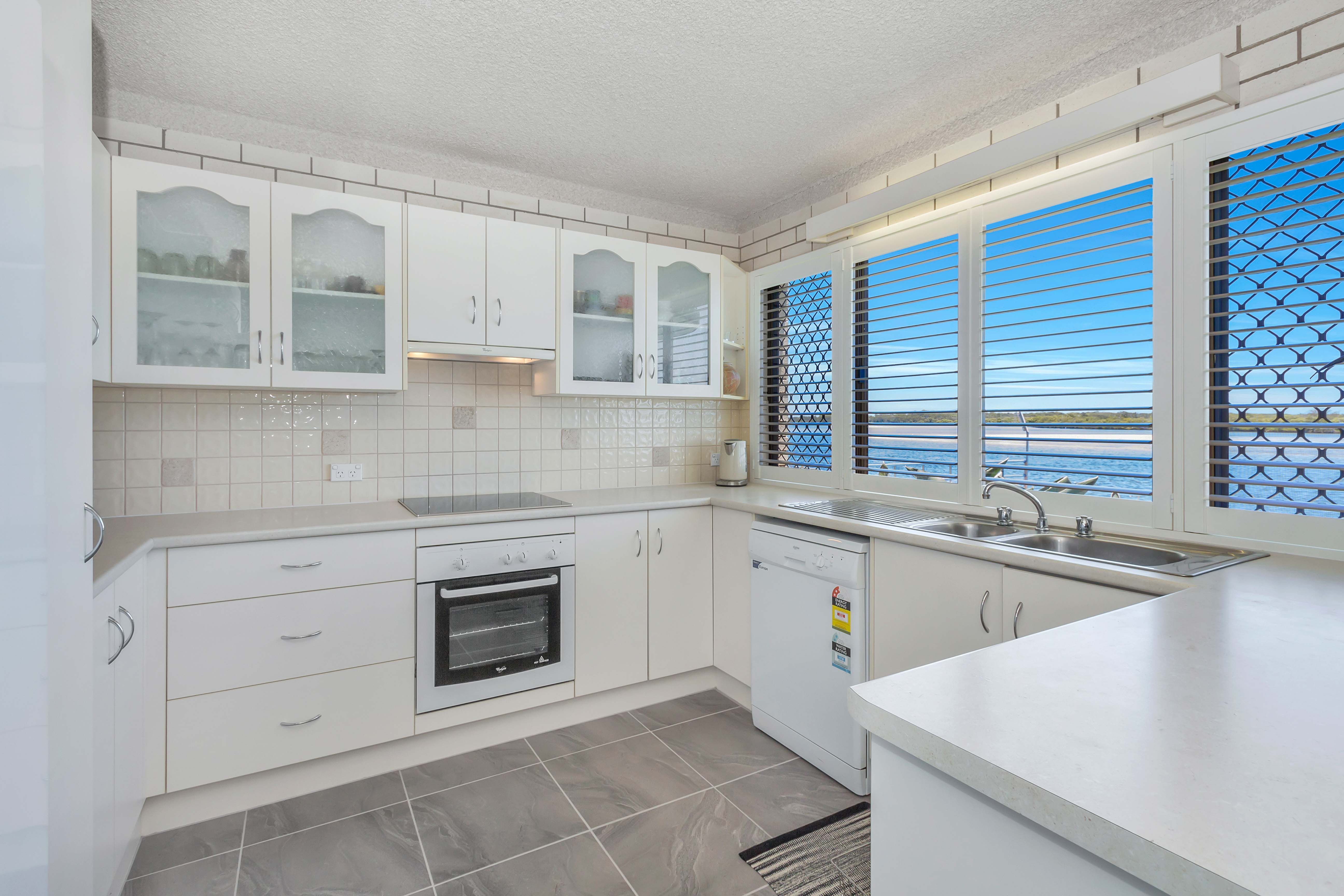 1/74 Duporth Avenue, Maroochydore, QLD 4558