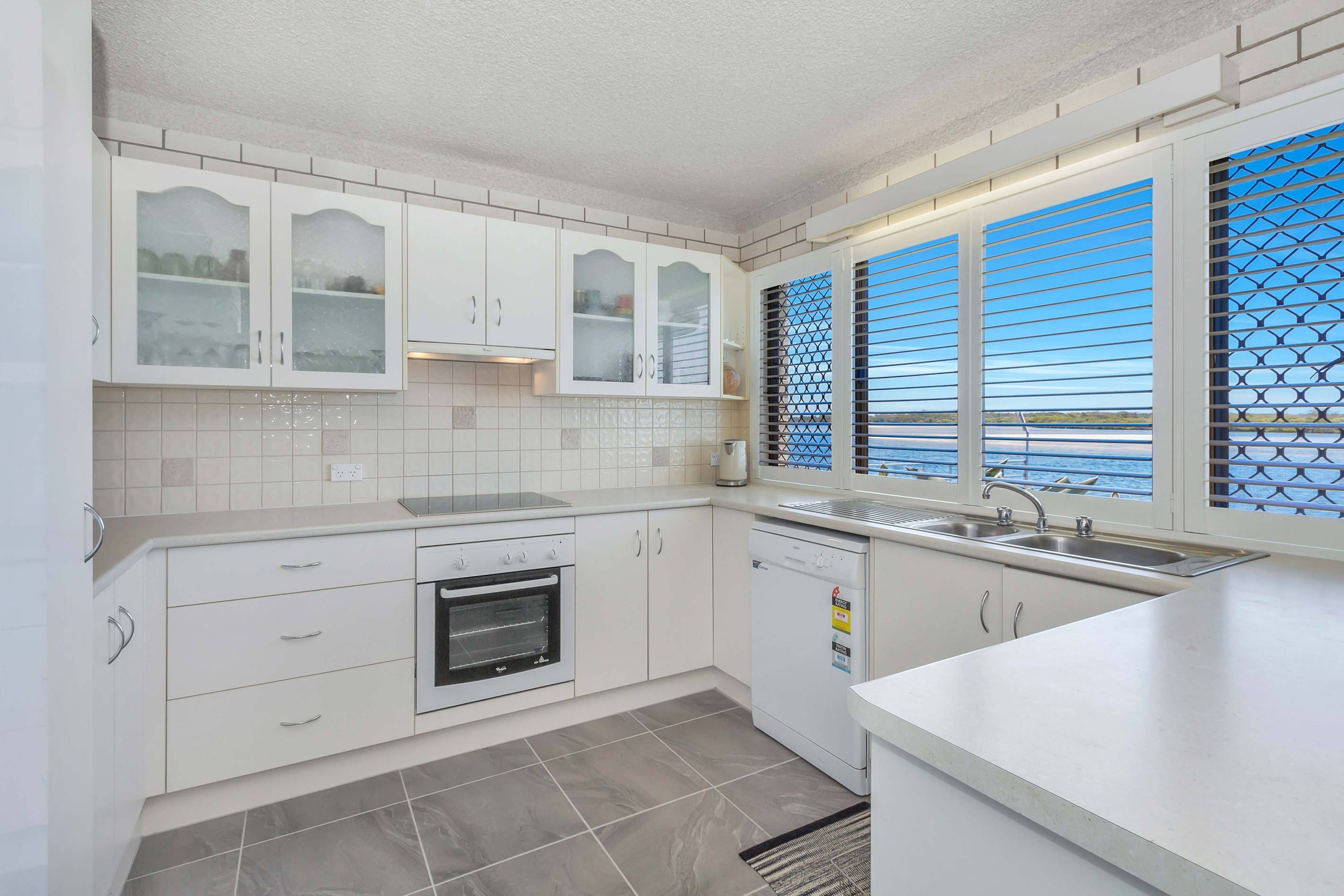 1/74 Duporth Avenue, Maroochydore, QLD 4558