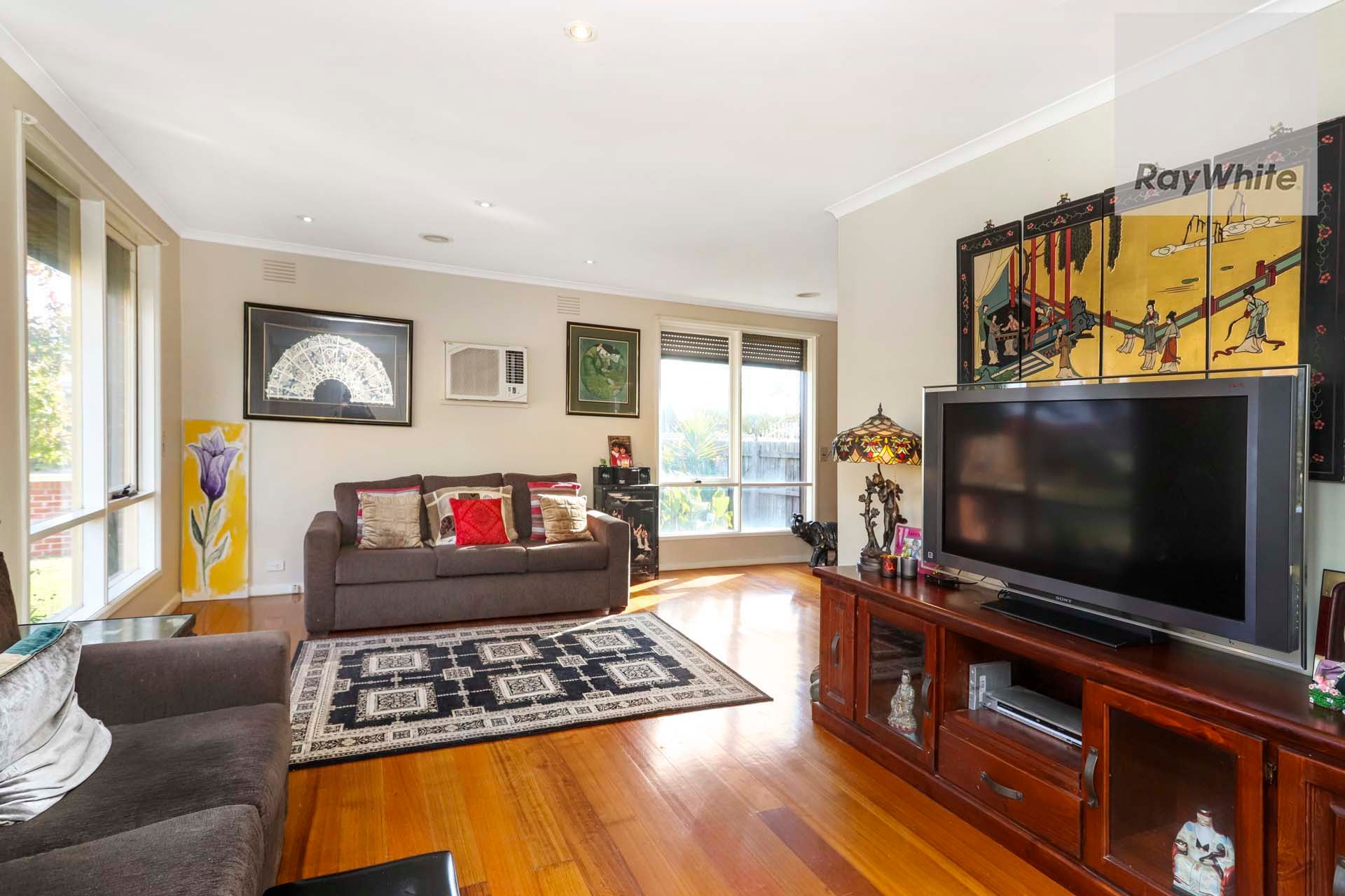 240 Carrick Drive, Gladstone Park, VIC 3043