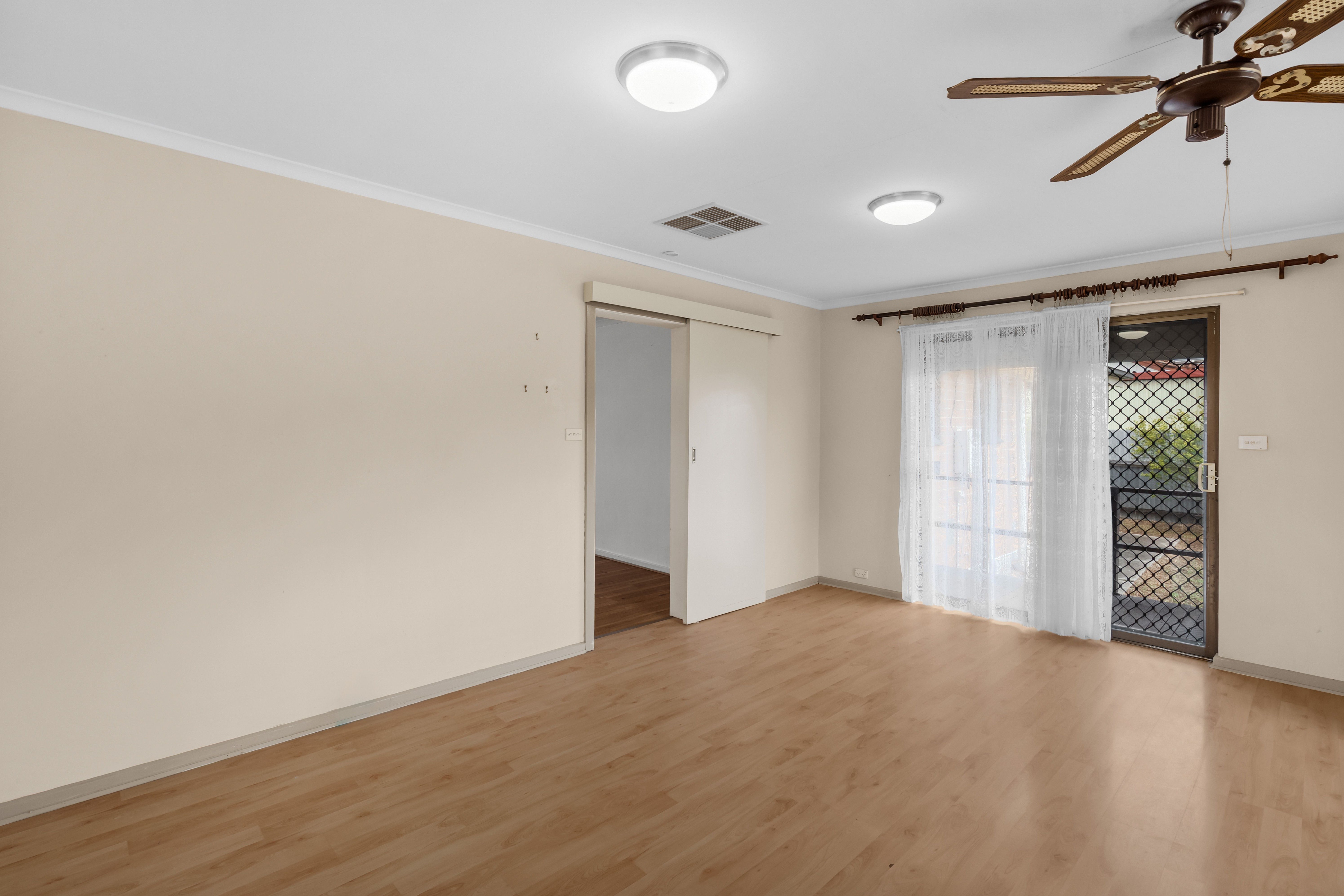 8 Verdon Drive — photo 13 of 28