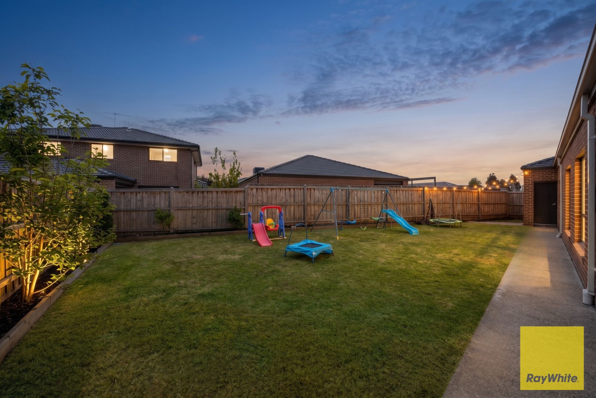 13 Lucille Road — photo 17 of 17