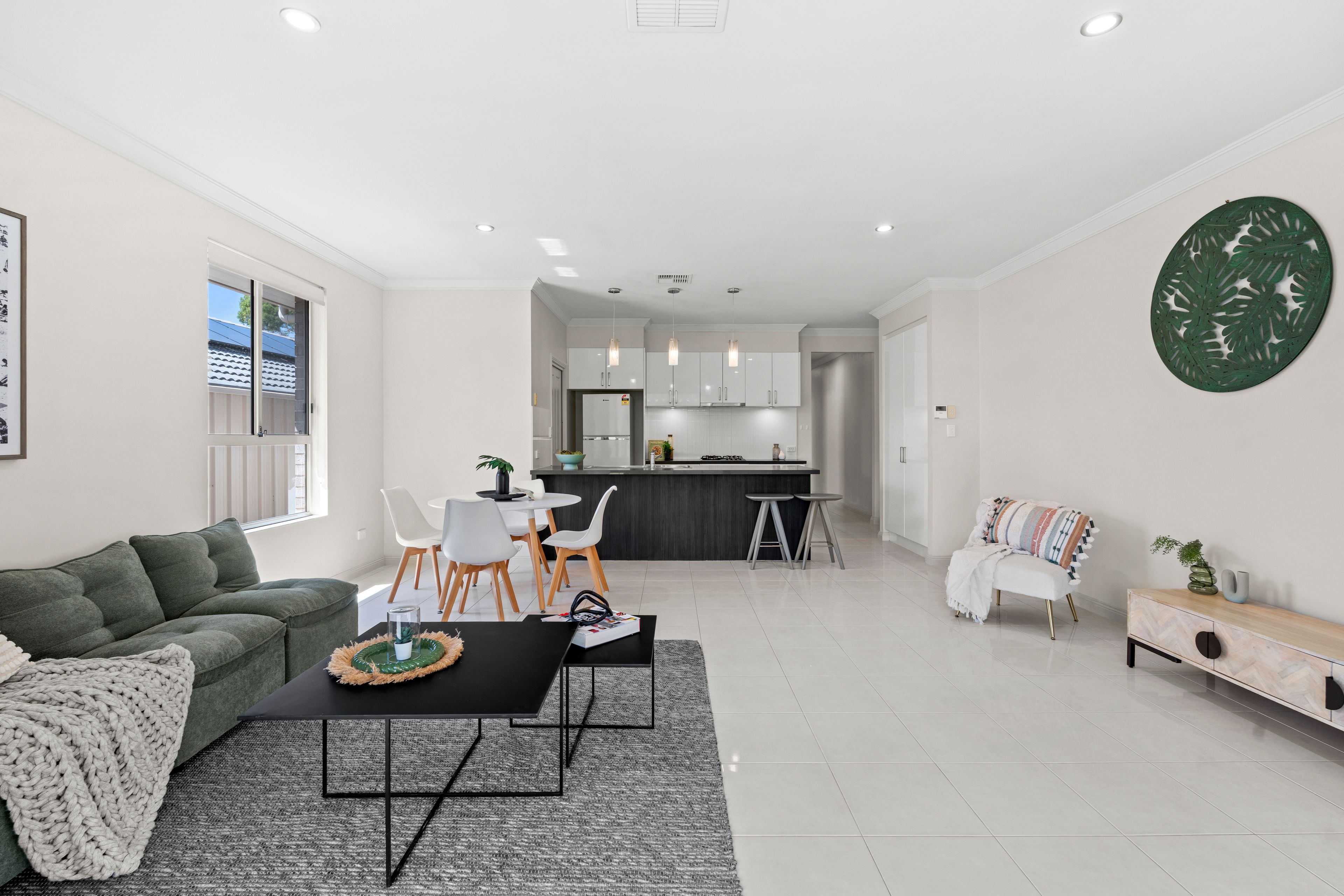 64B White Crescent — photo 6 of 18