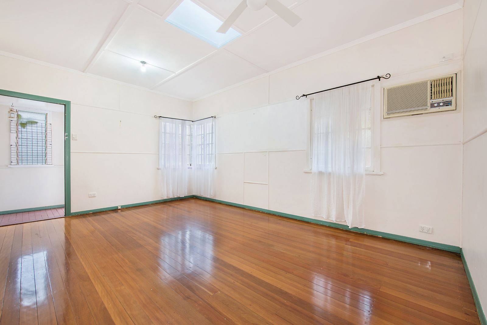 59 Dawson Road, Upper Mount Gravatt, QLD 4122