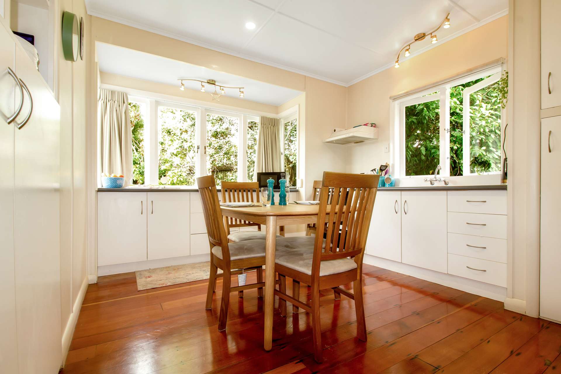33 Hillcrest Road photo 4