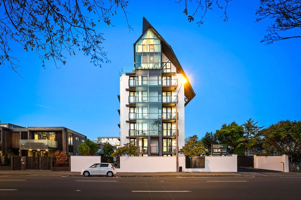 602/12 Latimer Square, Christchurch Central, Christchurch City