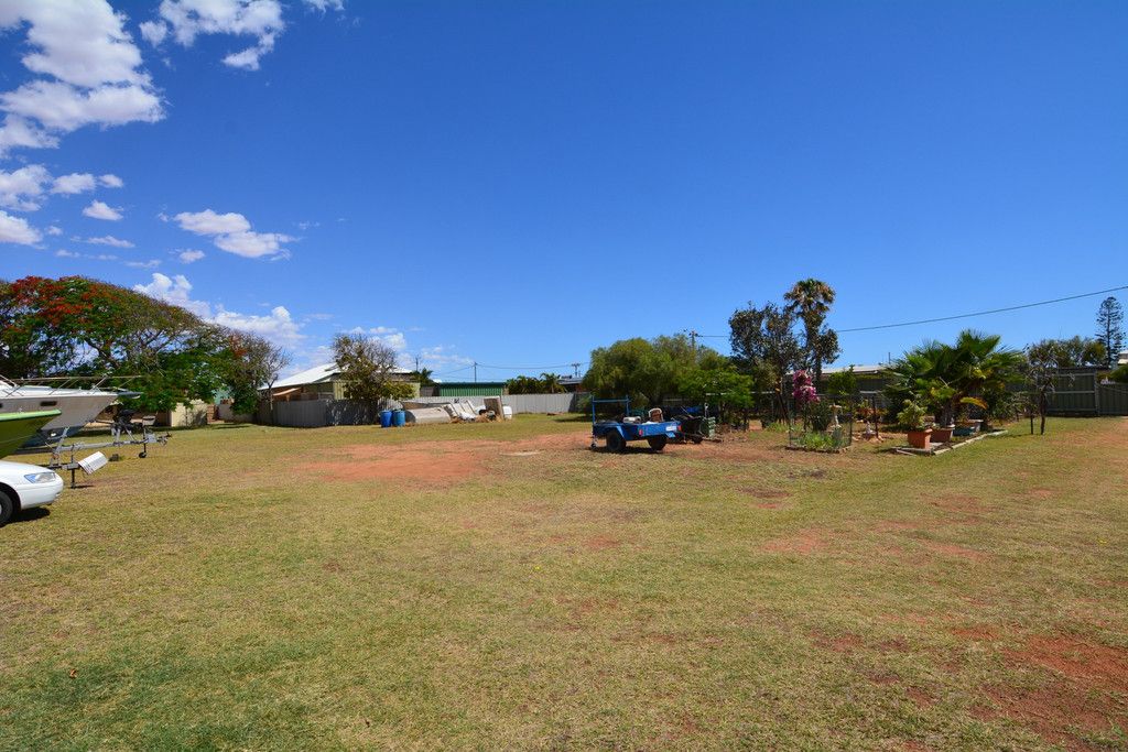 44 Cleaver Street, Carnarvon, WA 6701