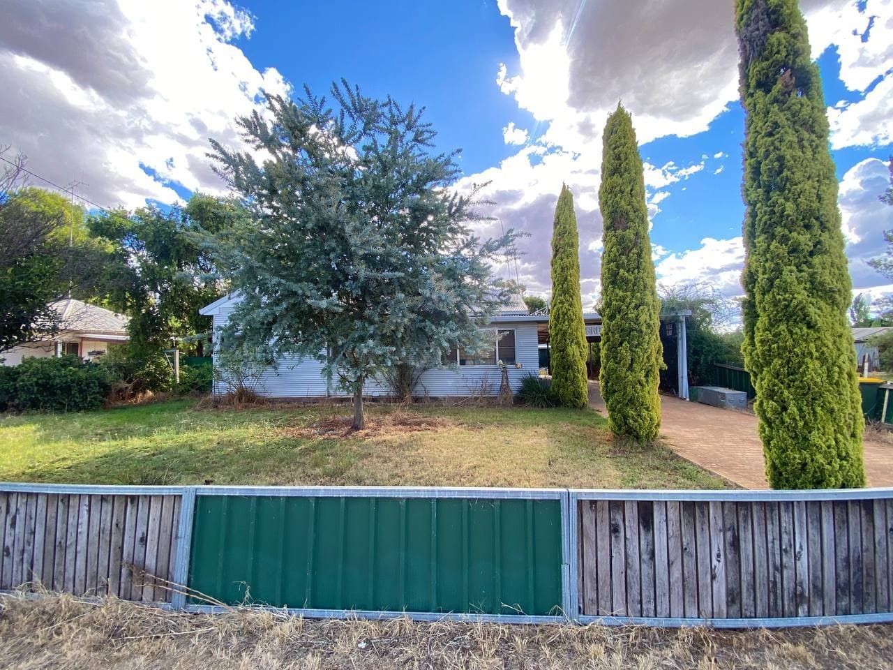24 Brookview Street, Trundle, NSW 2875