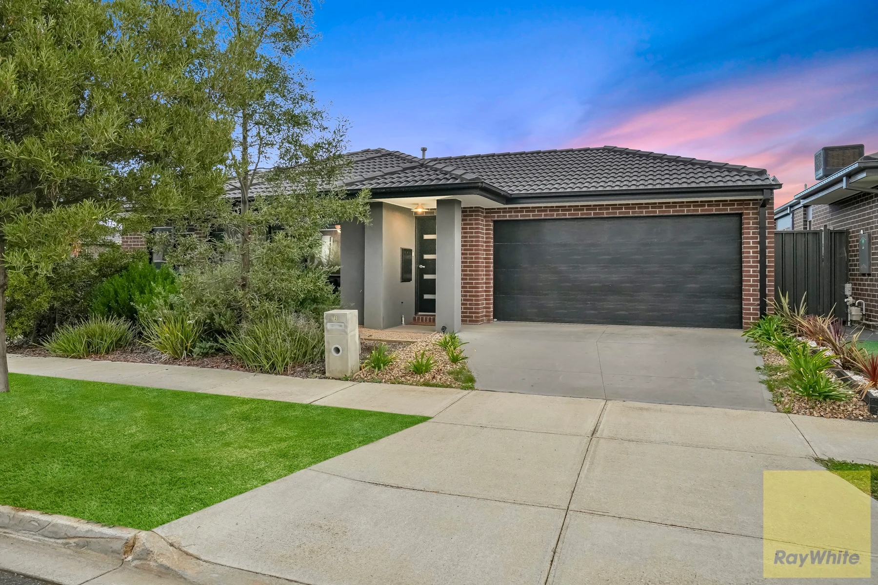 2 Oaky Crescent, COBBLEBANK, VIC 3338