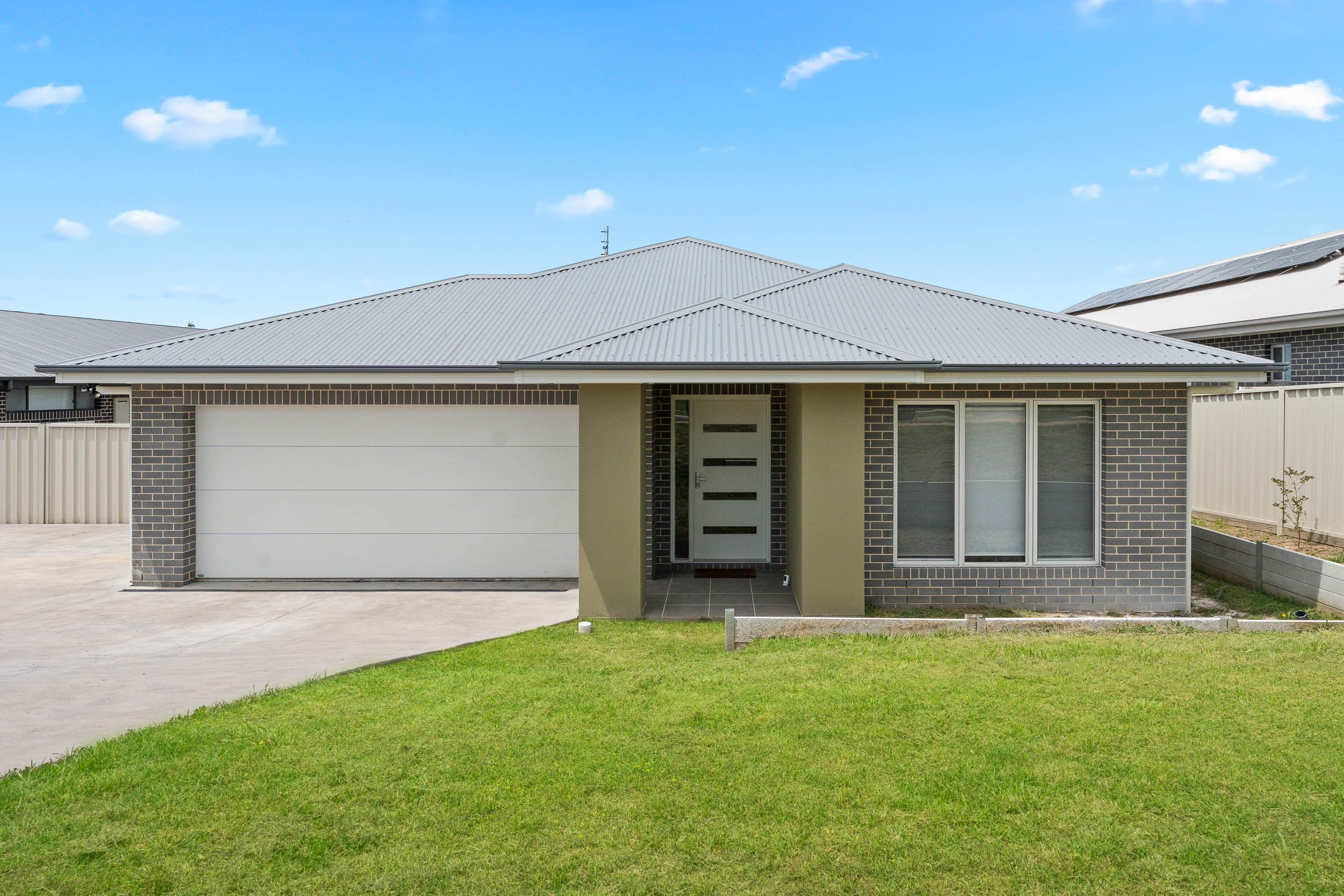5 Quiberon Way, Goulburn NSW 2580