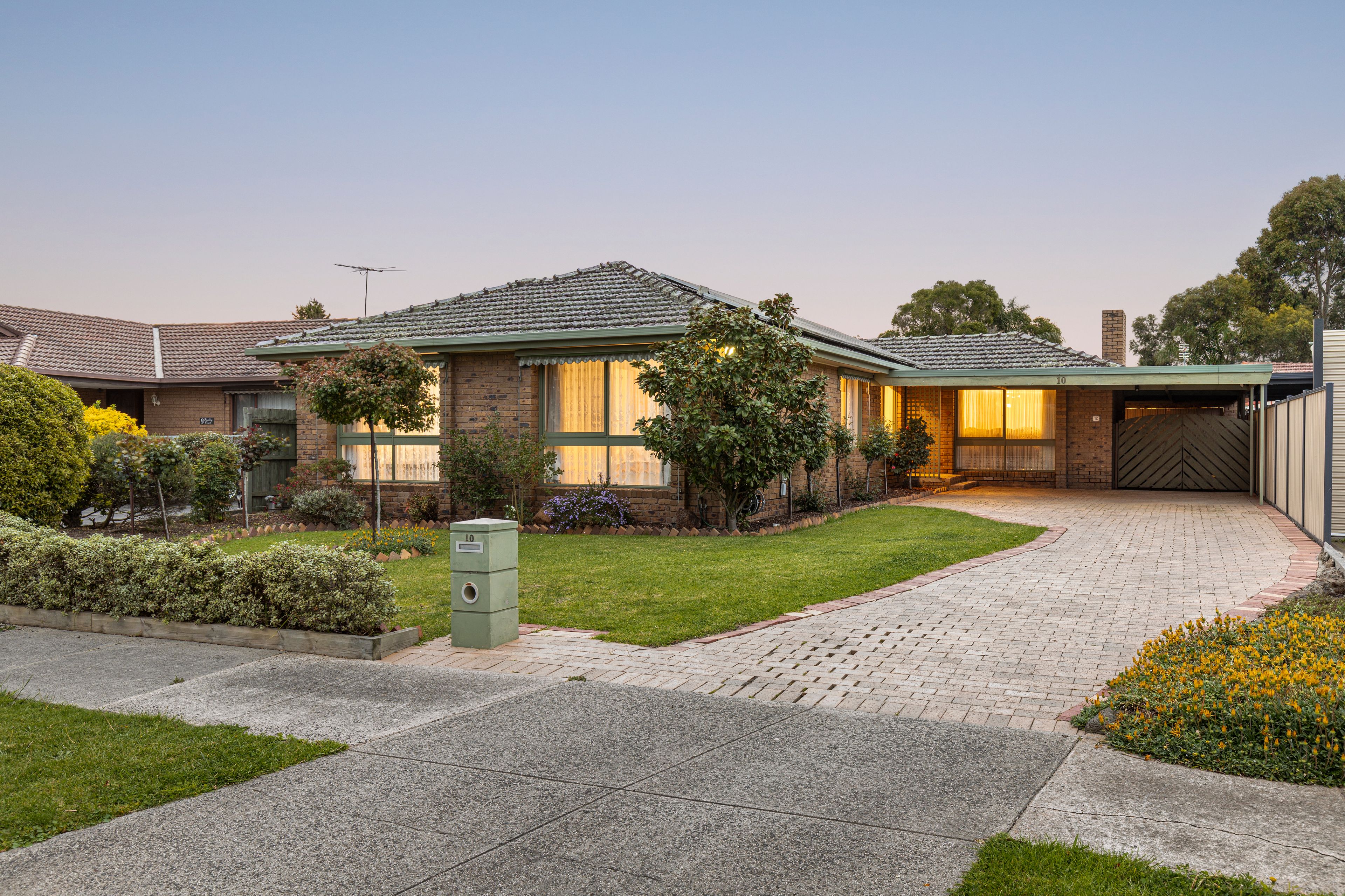 10 Finchley Court — photo from Ray White South Morang