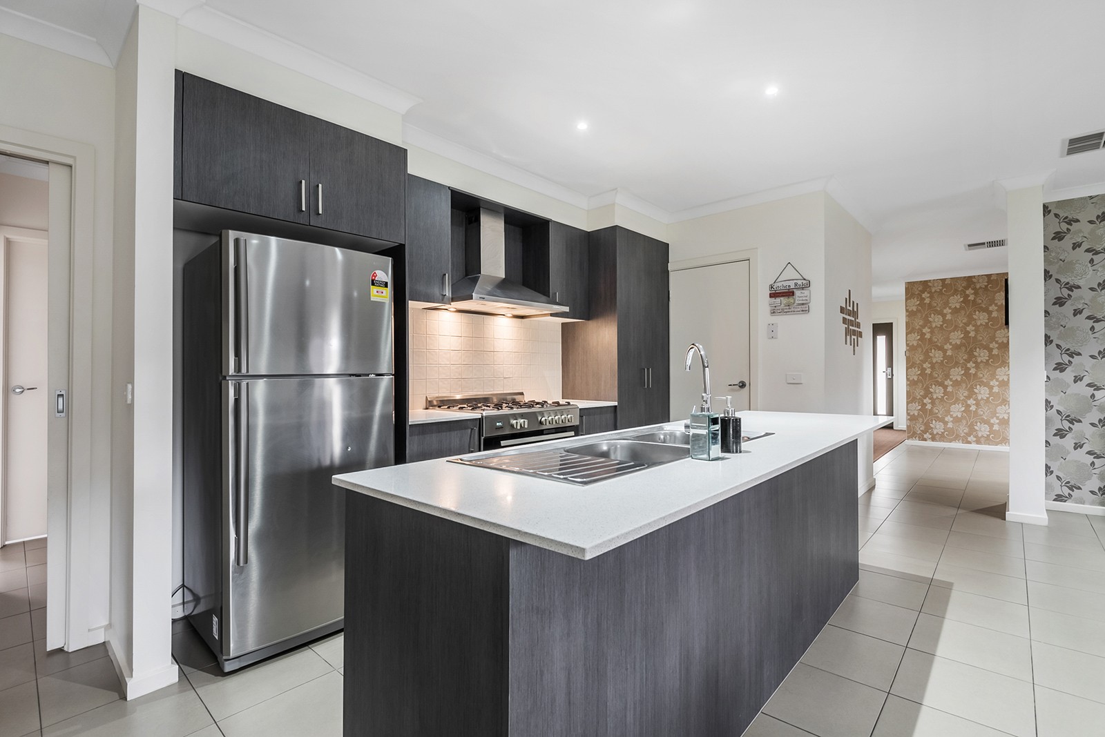 16 Periwinkle Circuit, Craigieburn, VIC 3064