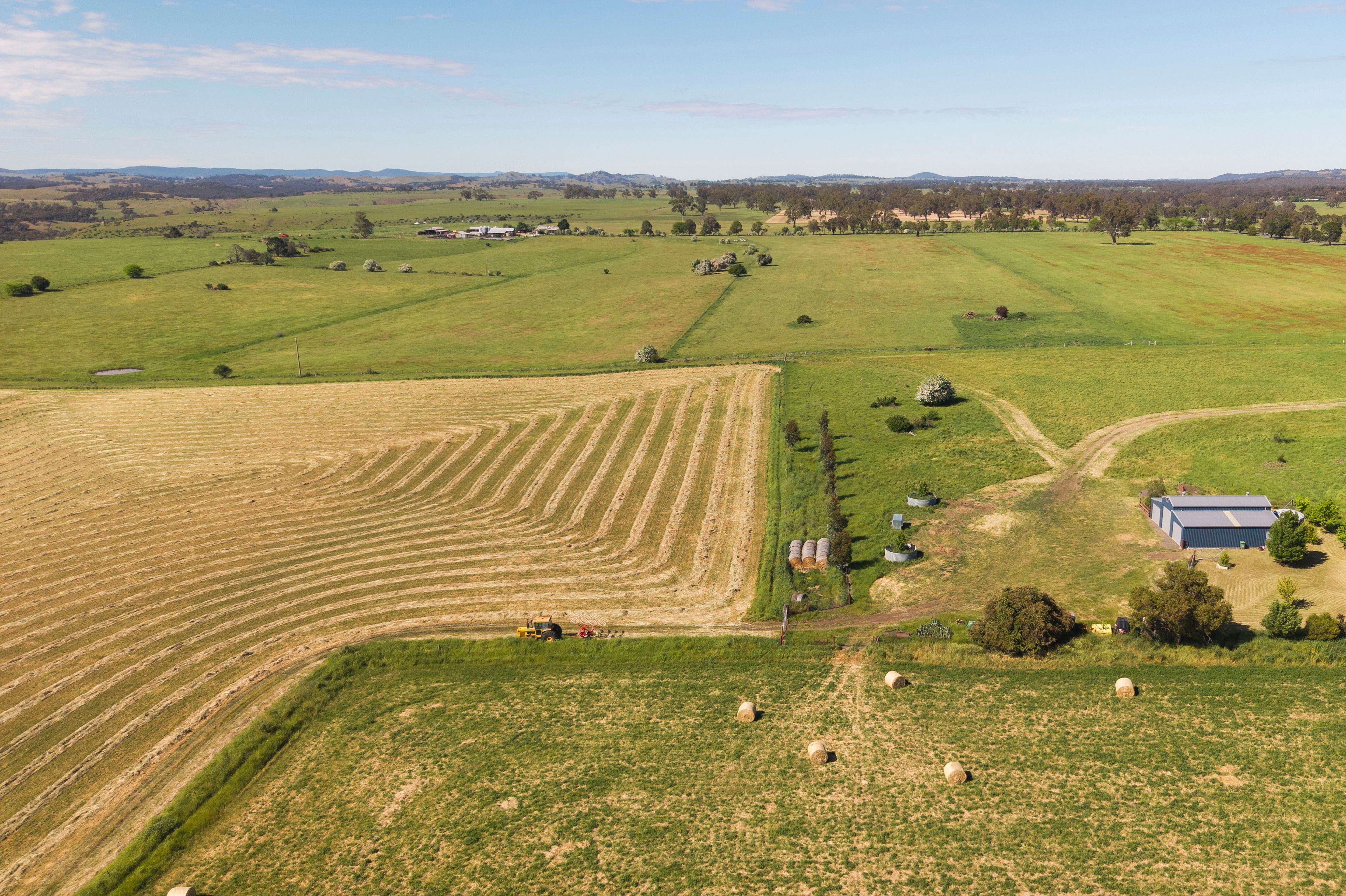 2482 Kyneton-Redesdale Road — photo 5 of 20