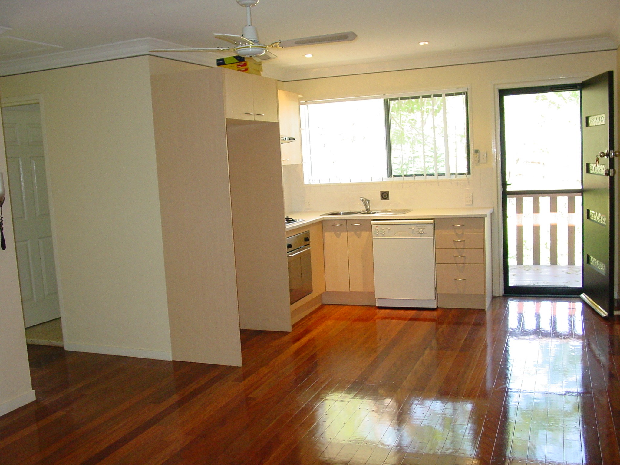 6/23 Baragoola Street, Coorparoo, QLD 4151
