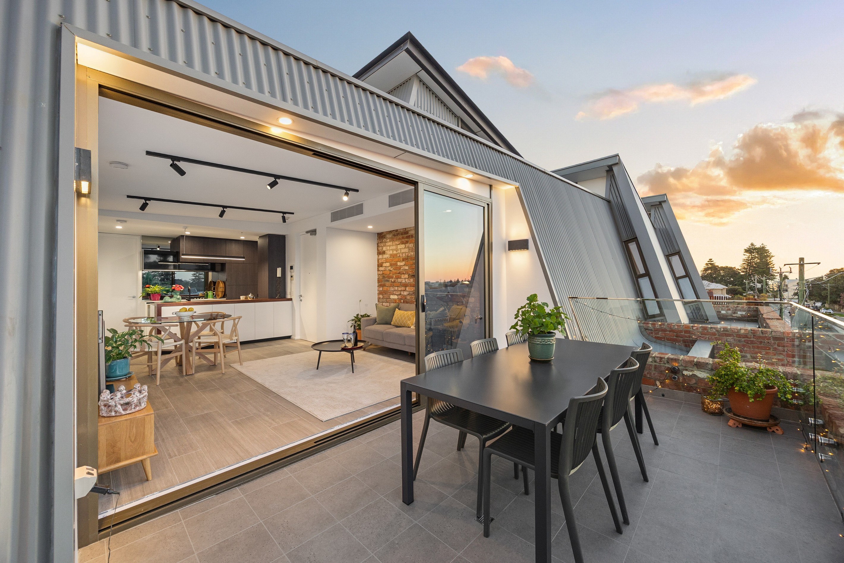 19/19 Douro Road, South Fremantle, WA 6162