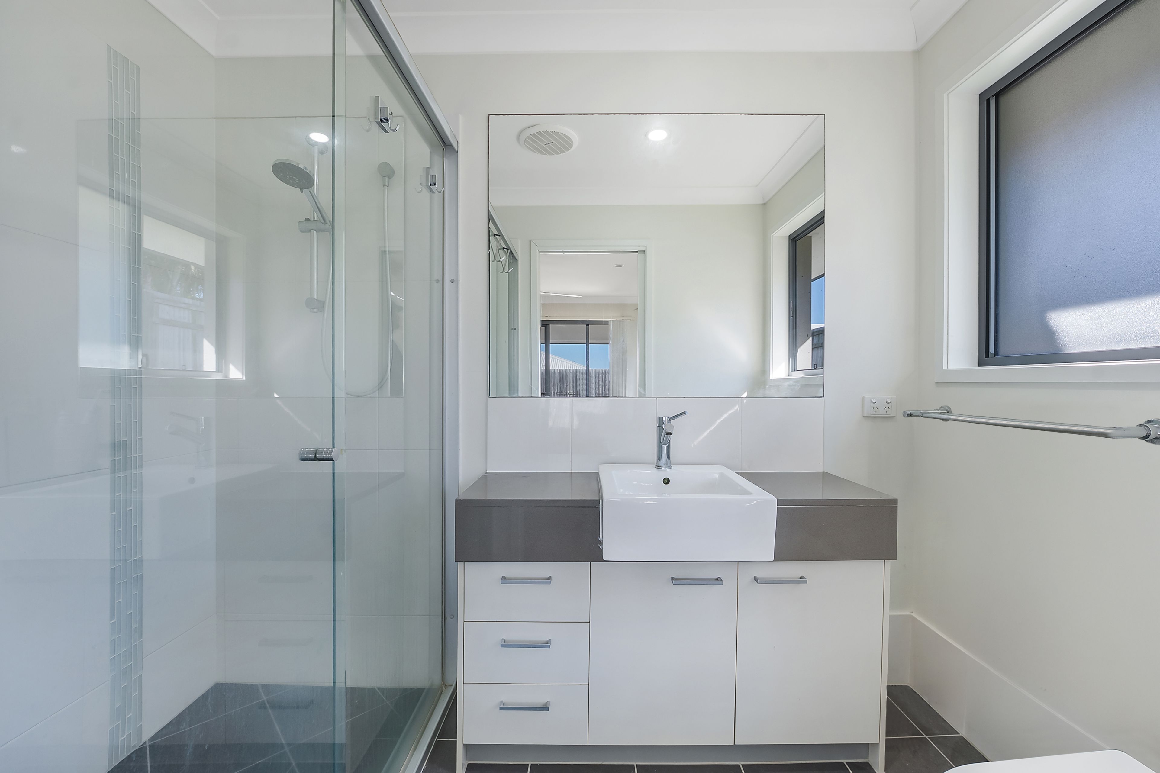 56 Glengrove Circuit — photo 12 of 17
