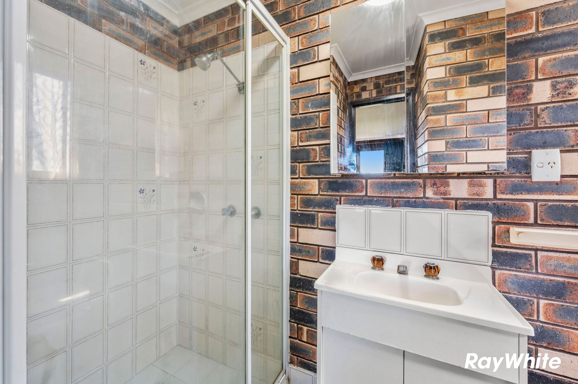 12-15/54 Beach Road — photo 14 of 26