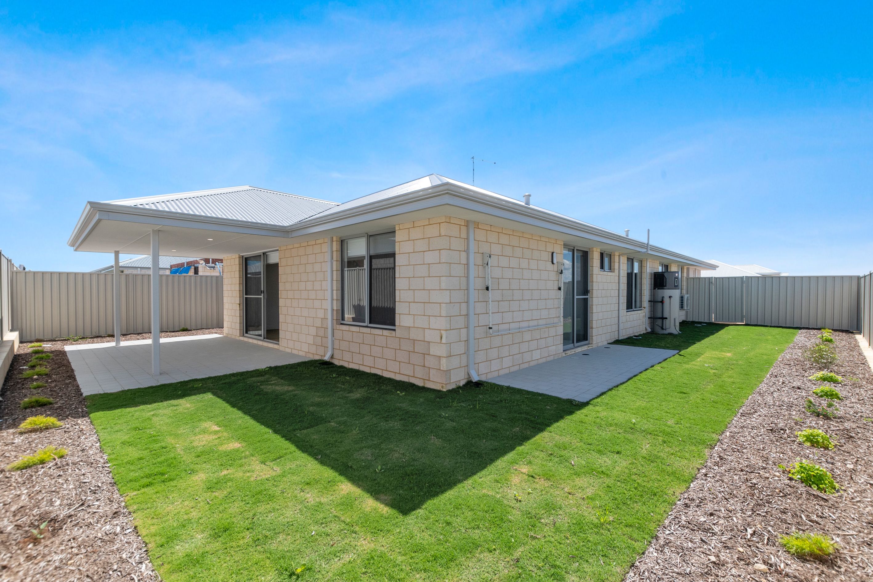 1 Akuna Way — photo 16 of 16