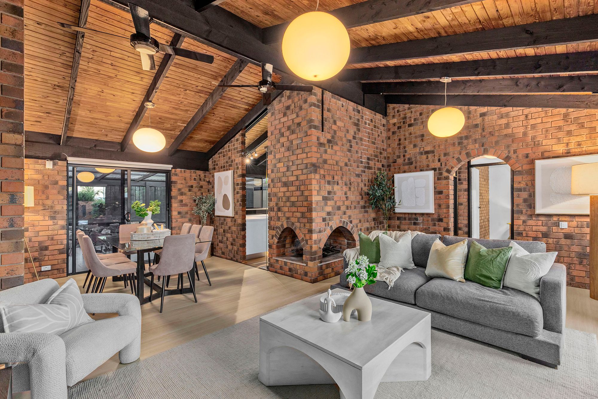 19 Cawarra Street — photo from Ray White Bridgeman Downs
