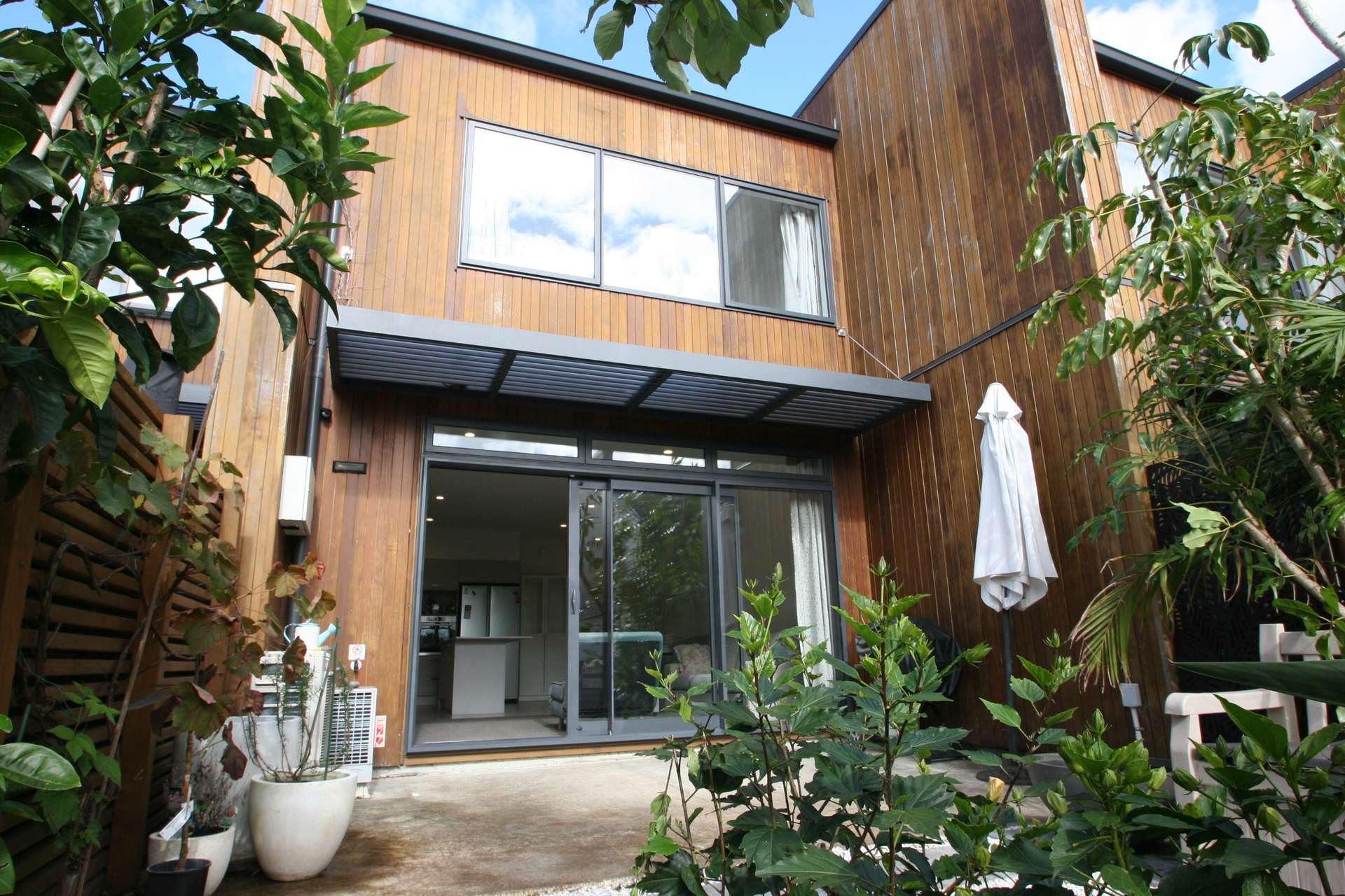 11 Hudson Bay Road photo 14