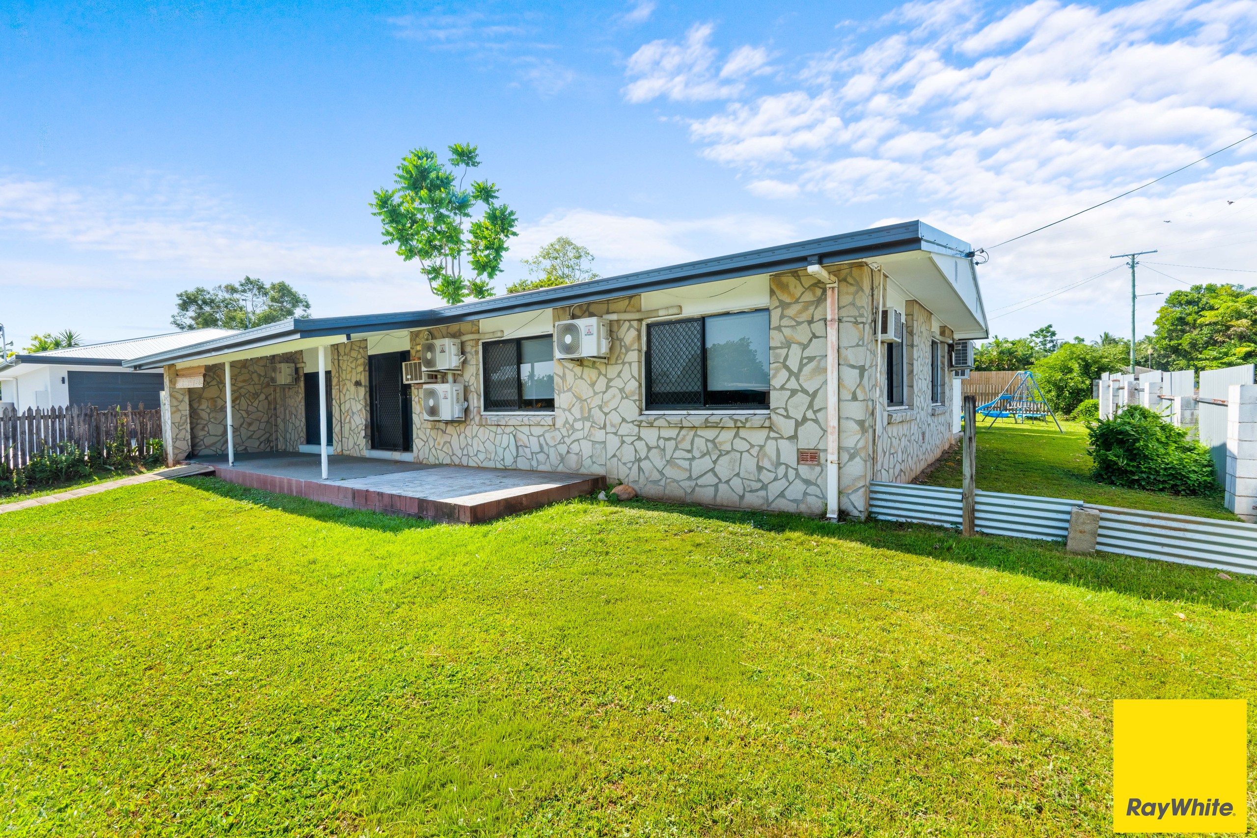 10 Erang Street, Woree, QLD 4868