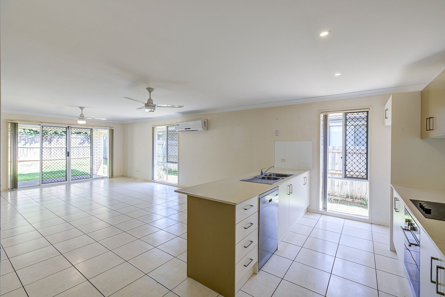17 Pinehurst Avenue, Leichhardt, QLD 4305
