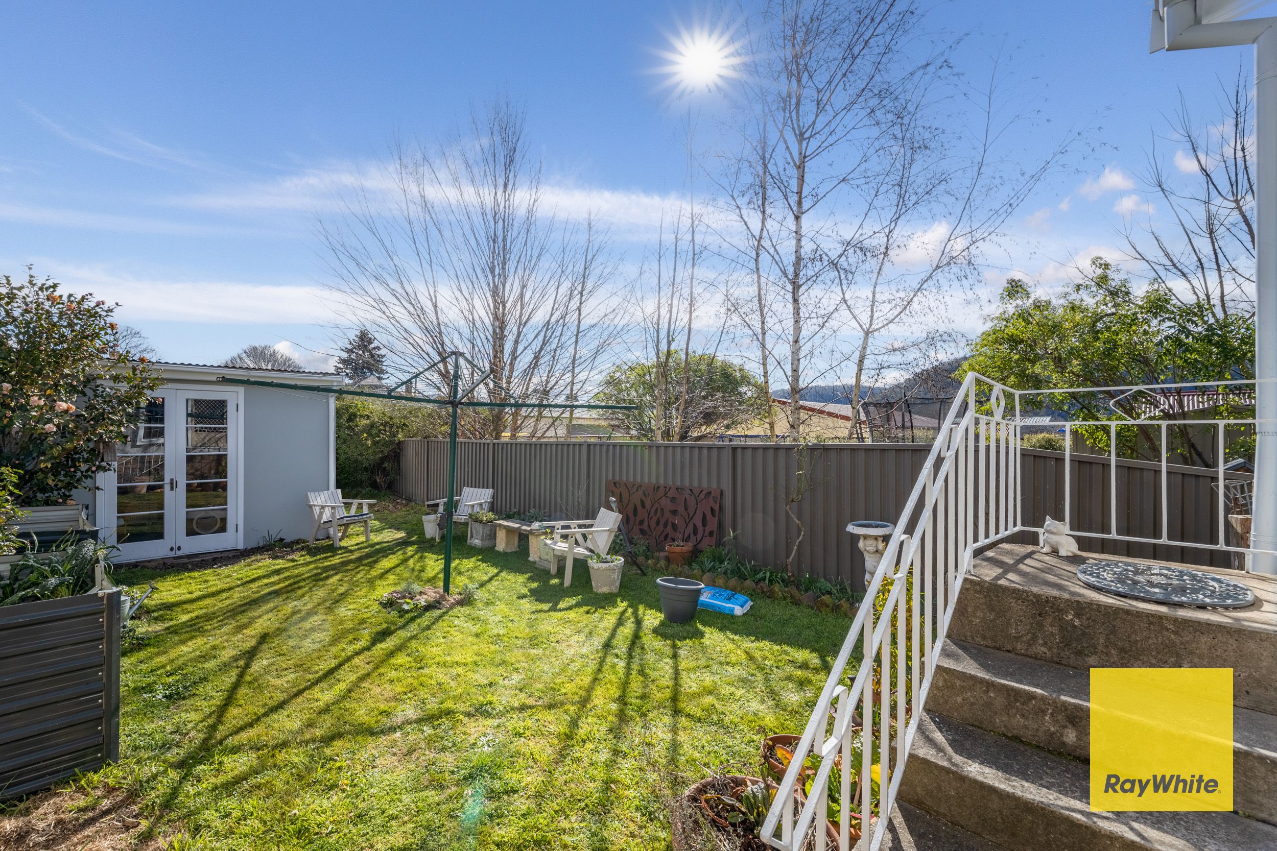 4 Laurence Street — photo 10 of 13