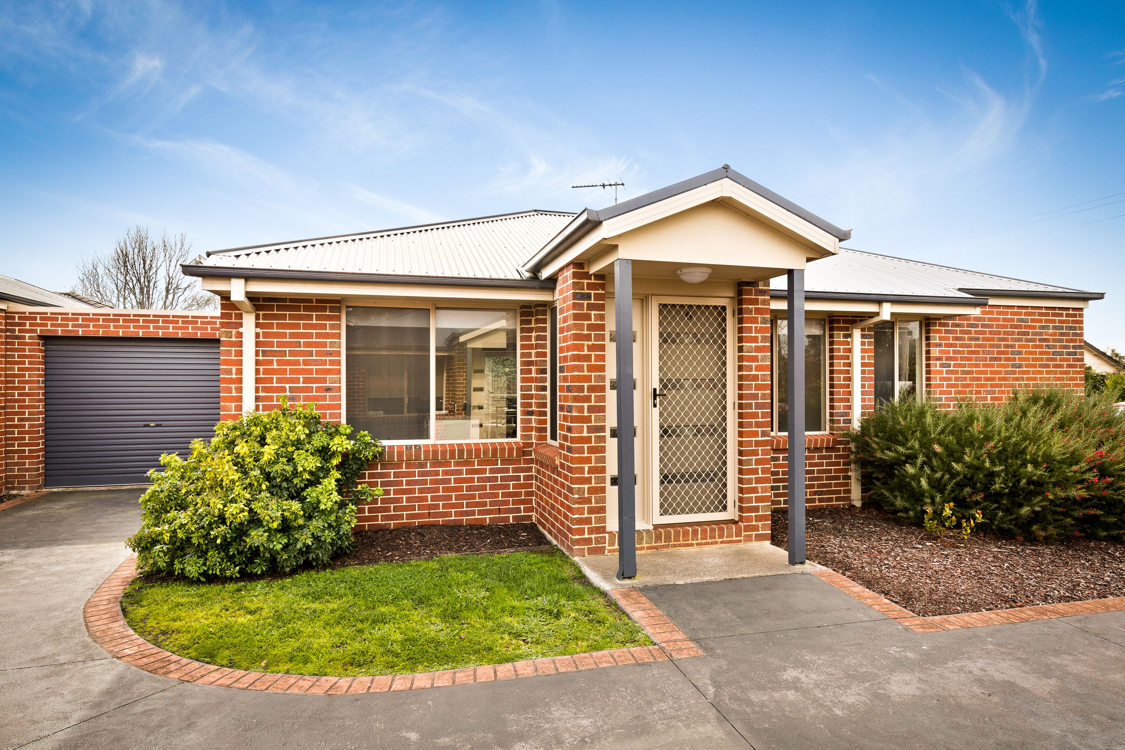 31 Rogers Street, Pakenham VIC 3810