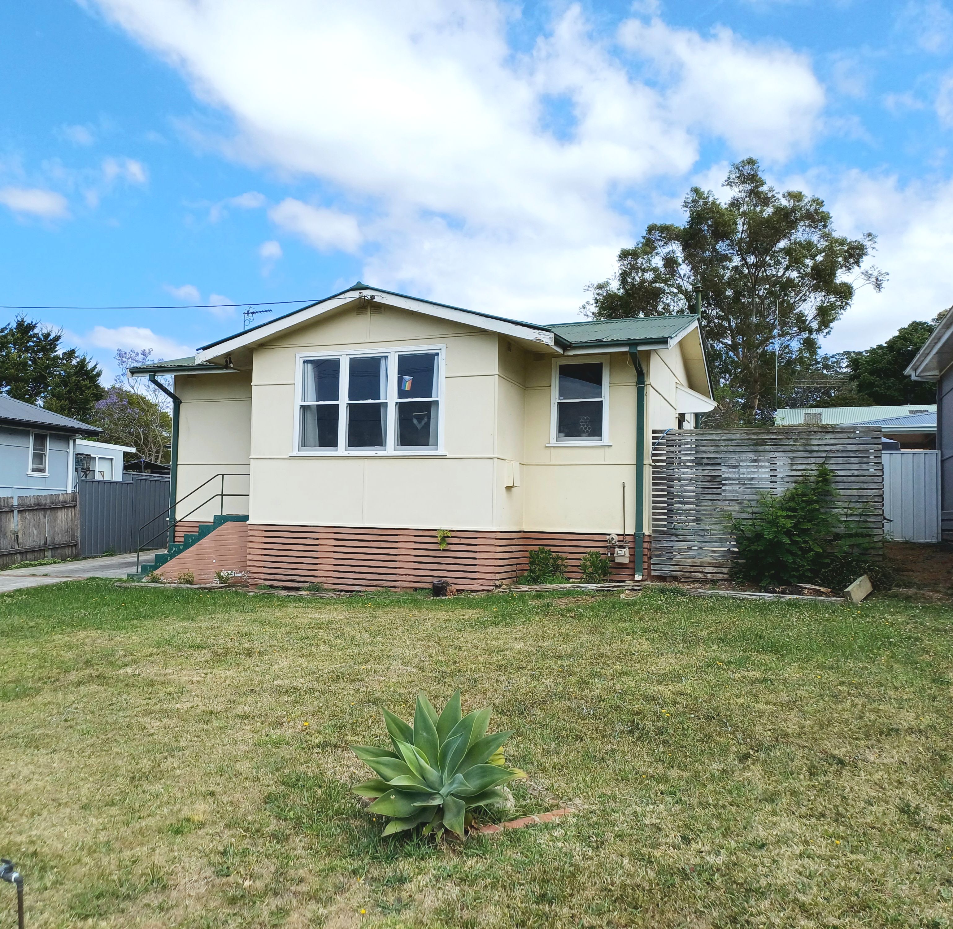 7 Elizabeth Avenue, Nowra, NSW 2541 Leased House Ray White South