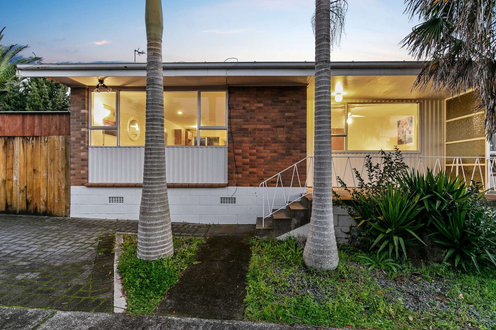 1/48 Mcleod Road, Te Atatu South, Waitakere City