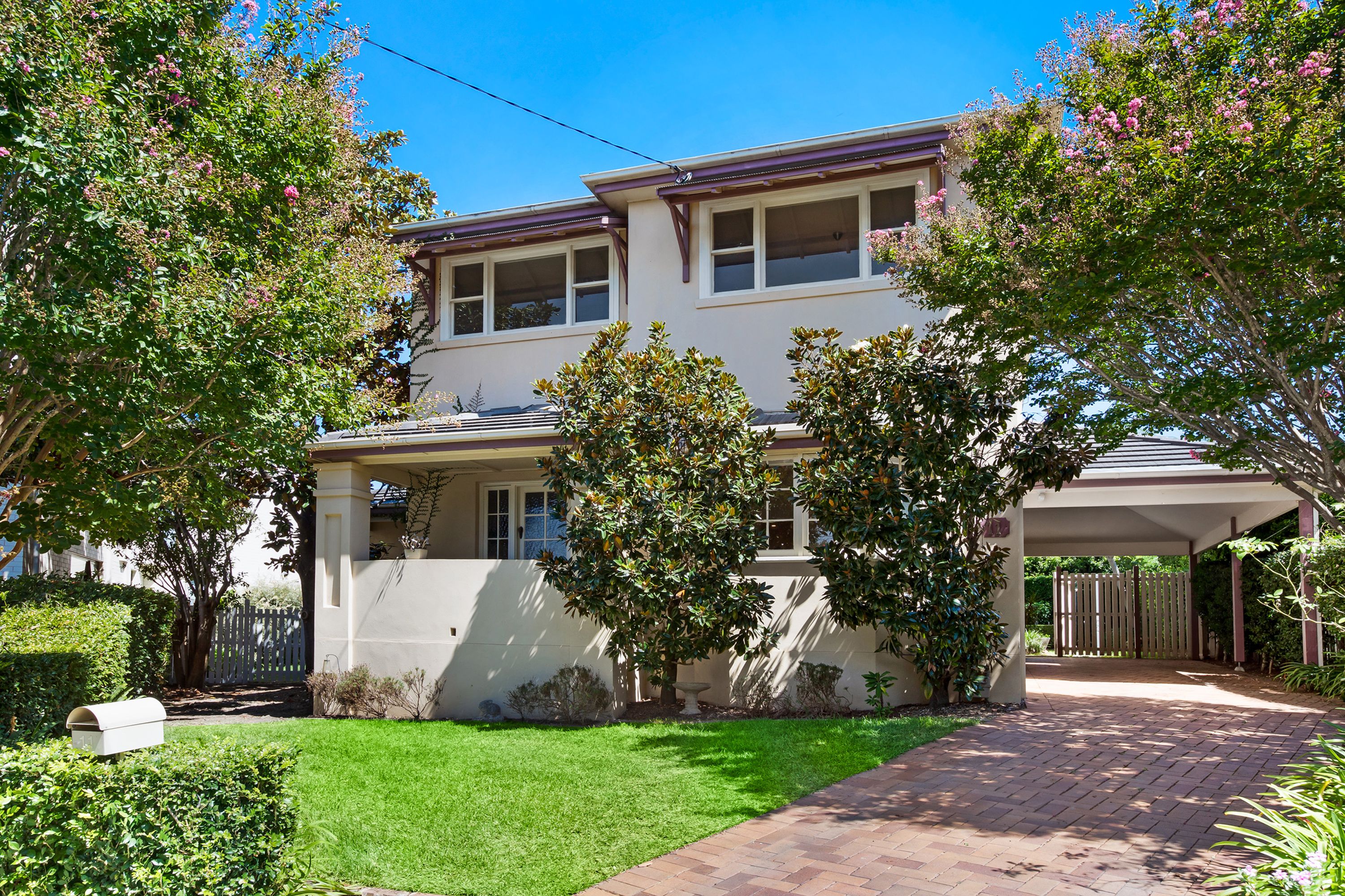 11 The Crescent