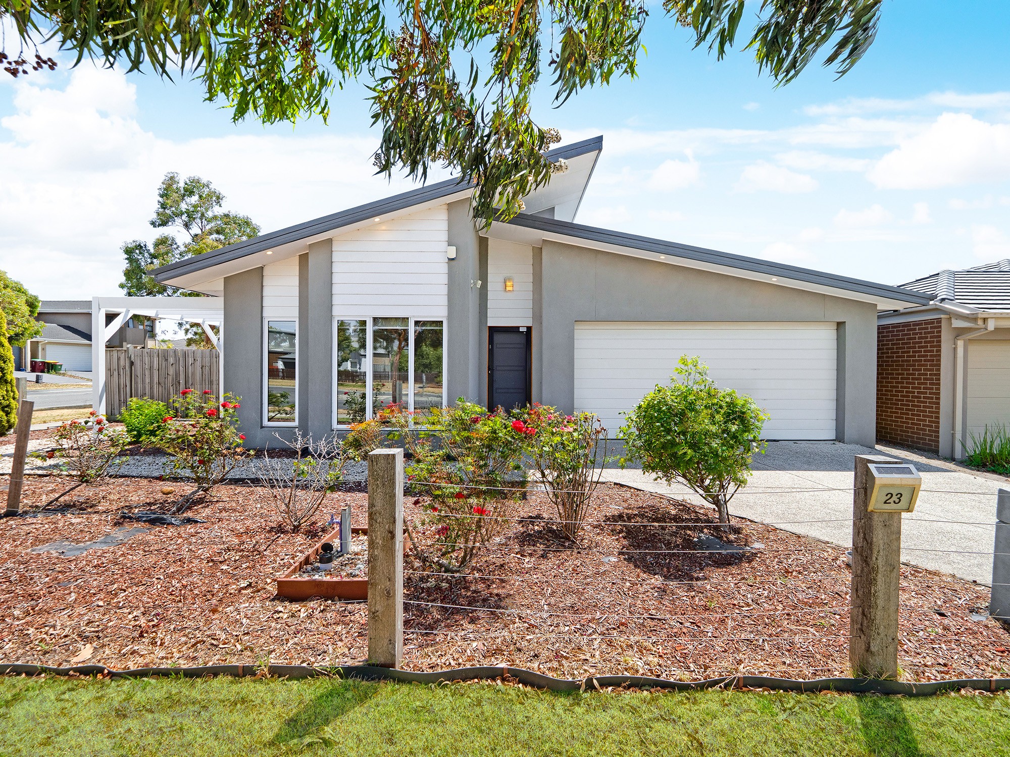 23 Lineham Drive, Cranbourne East, VIC 3977