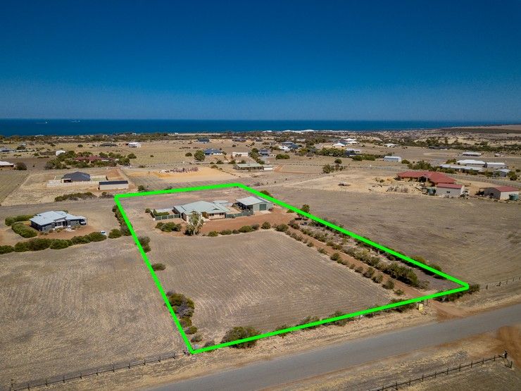 32 Wittenoom Circle, White Peak, WA 6532