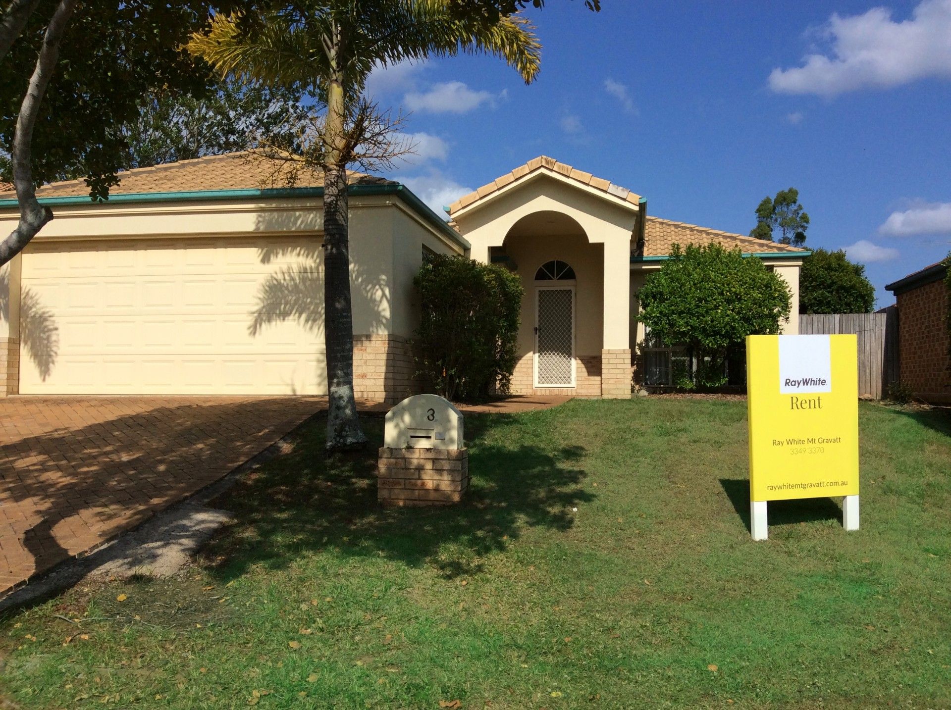 3 Razorback Close, Carindale, QLD 4152