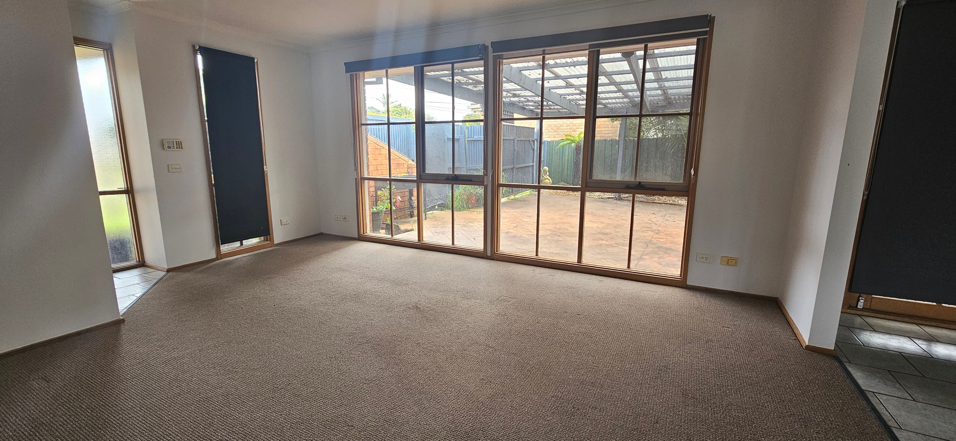 4 Parkdale Drive, Carrum Downs, VIC 3201