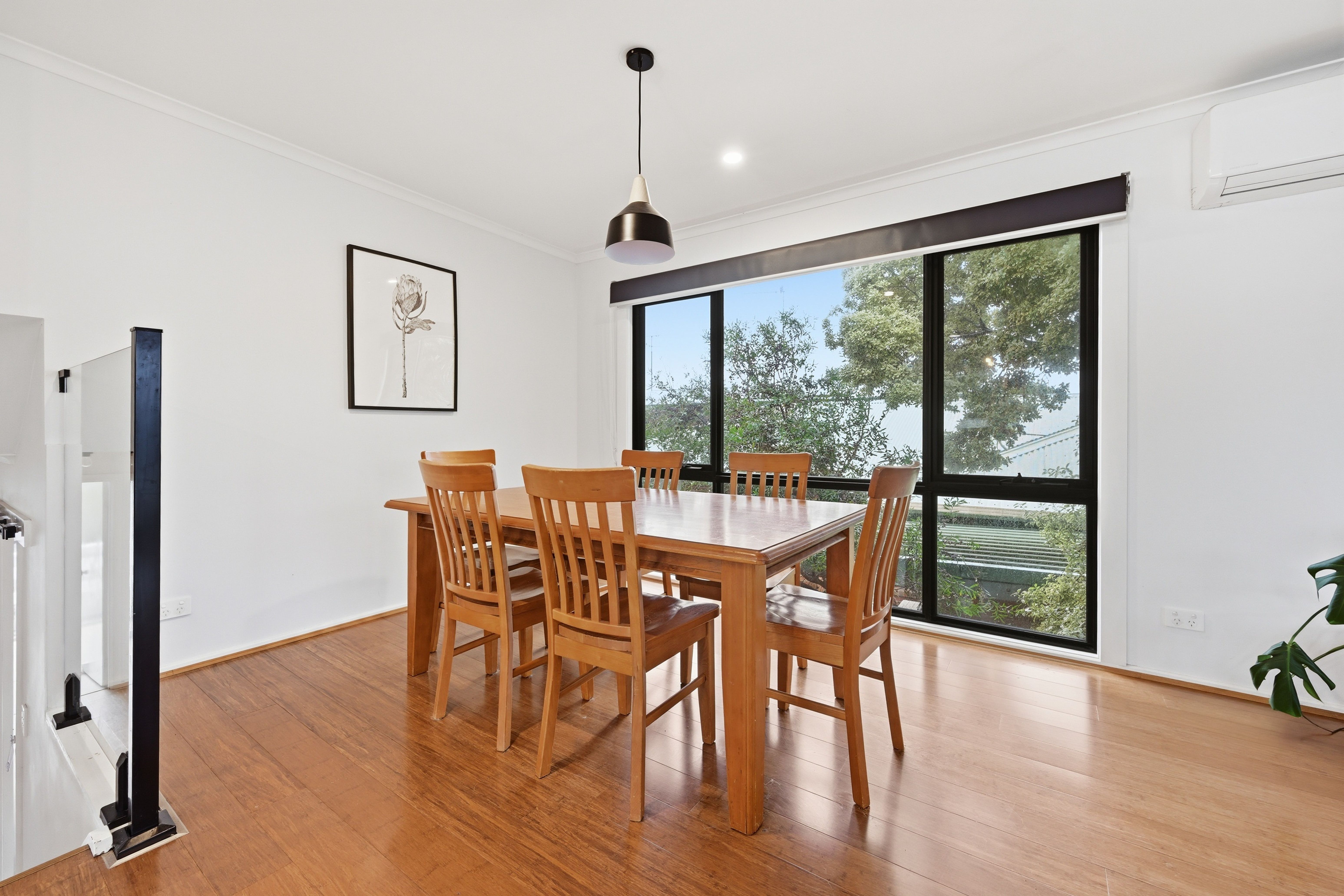 22 Tamara Crescent — photo 7 of 15