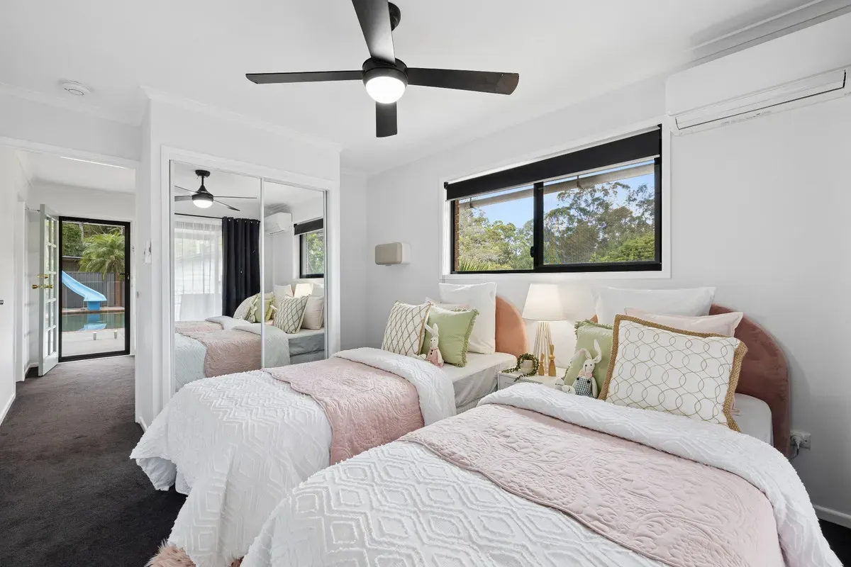 32 Guara Grove — photo 11 of 25