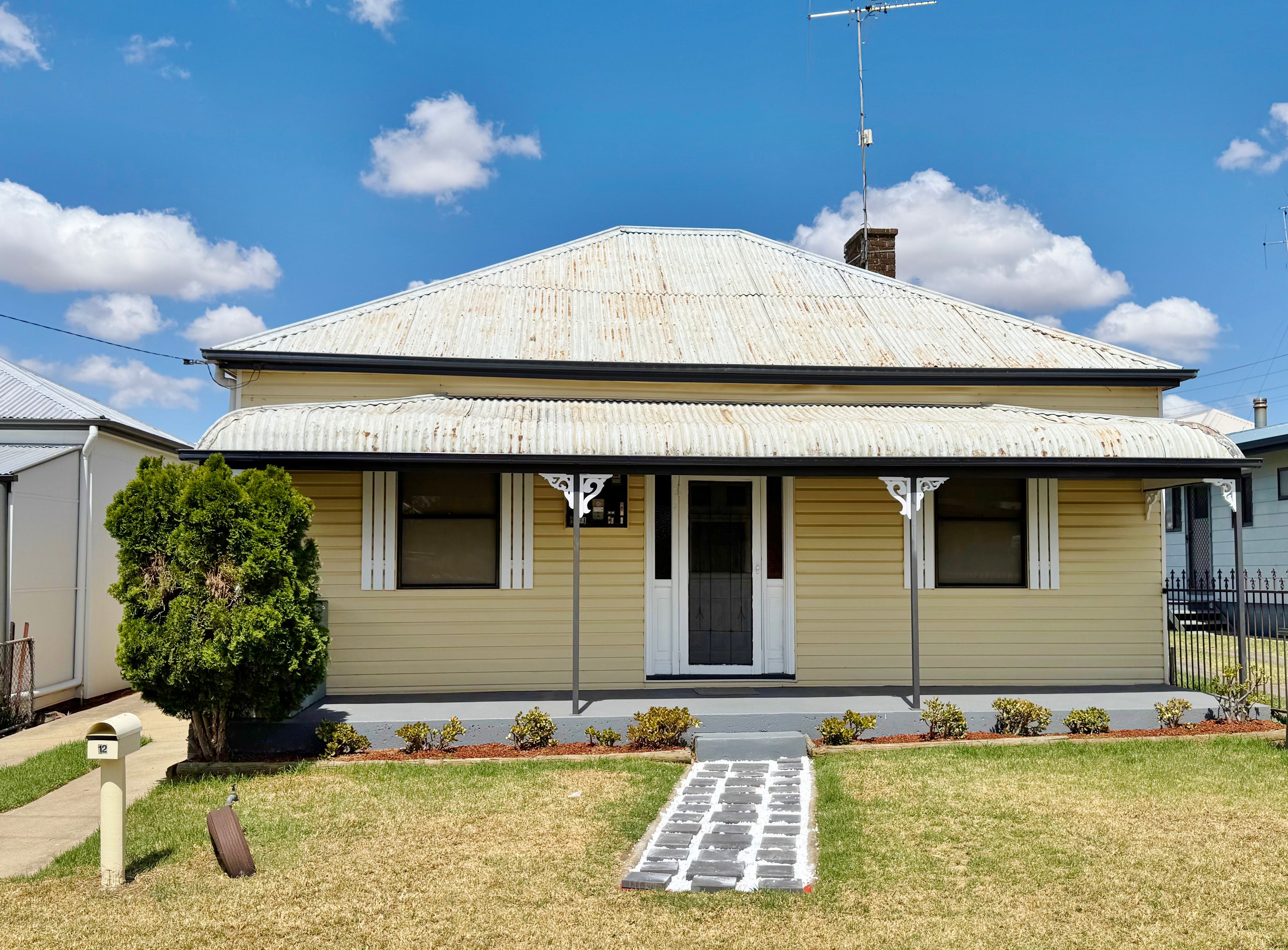 12 Short Street, Harden, NSW 2587