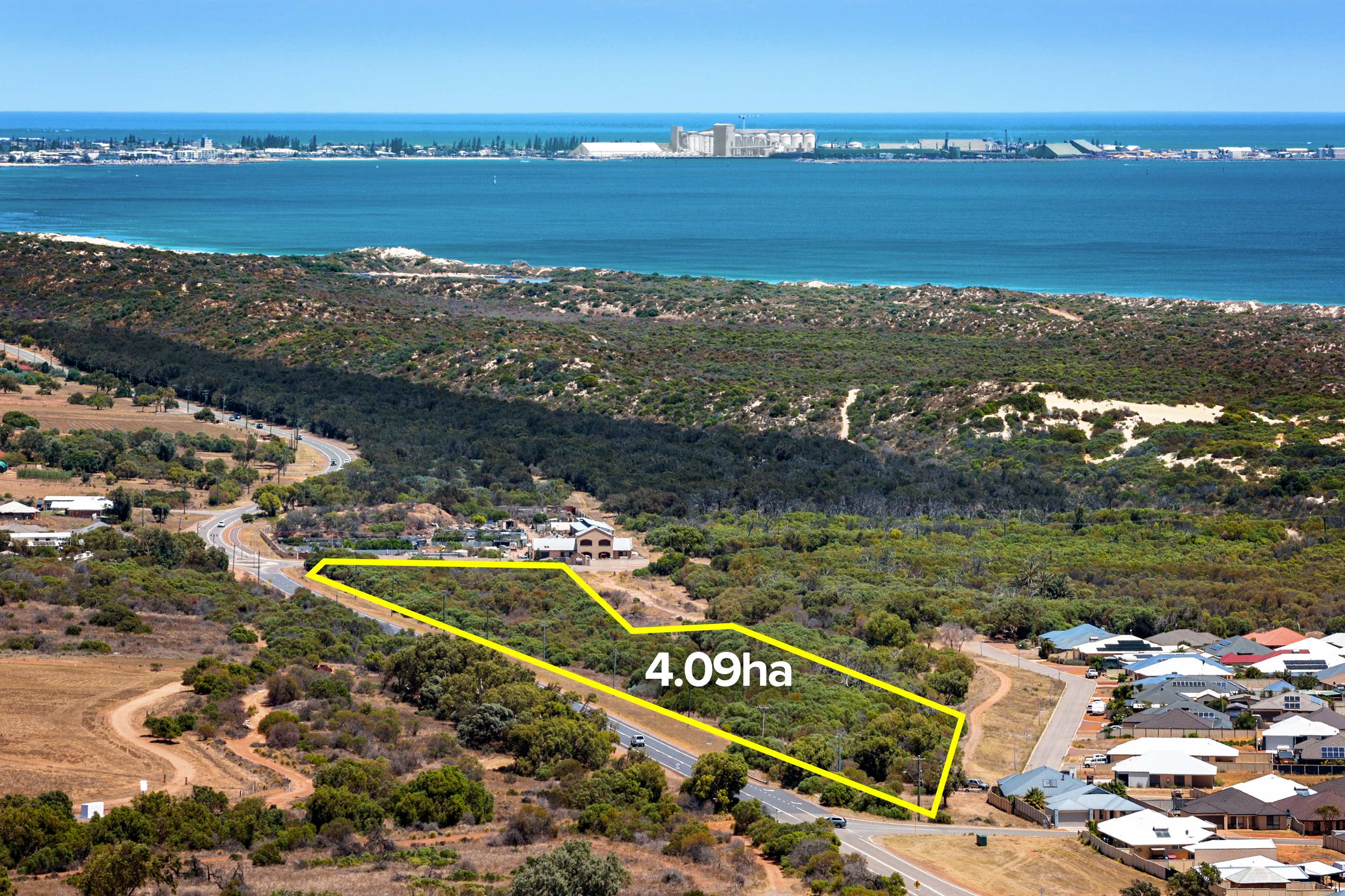 2 Glenfield Beach Drive, Drummond Cove, WA 6532