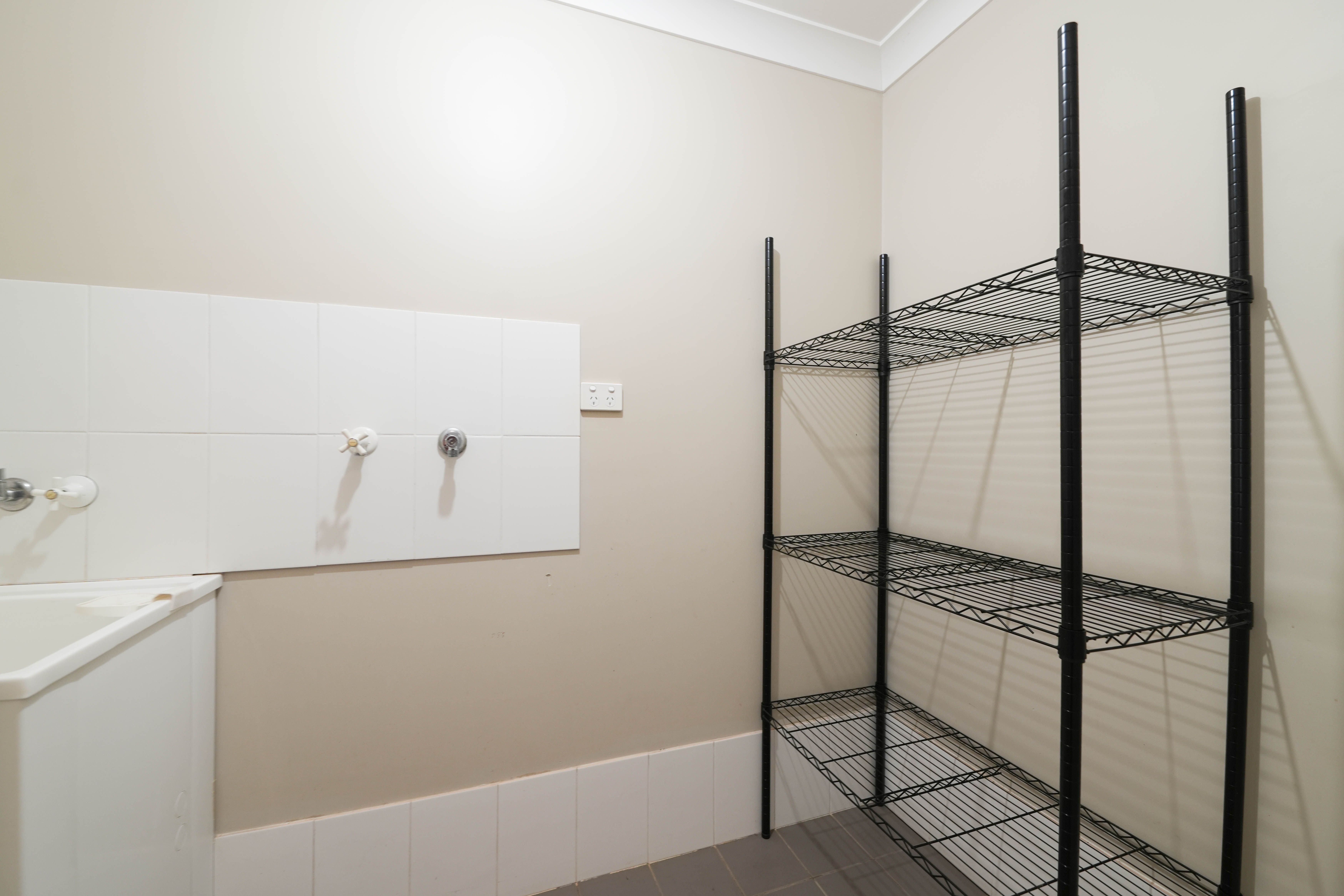 27 & 27a Wentworth Street — photo 15 of 26